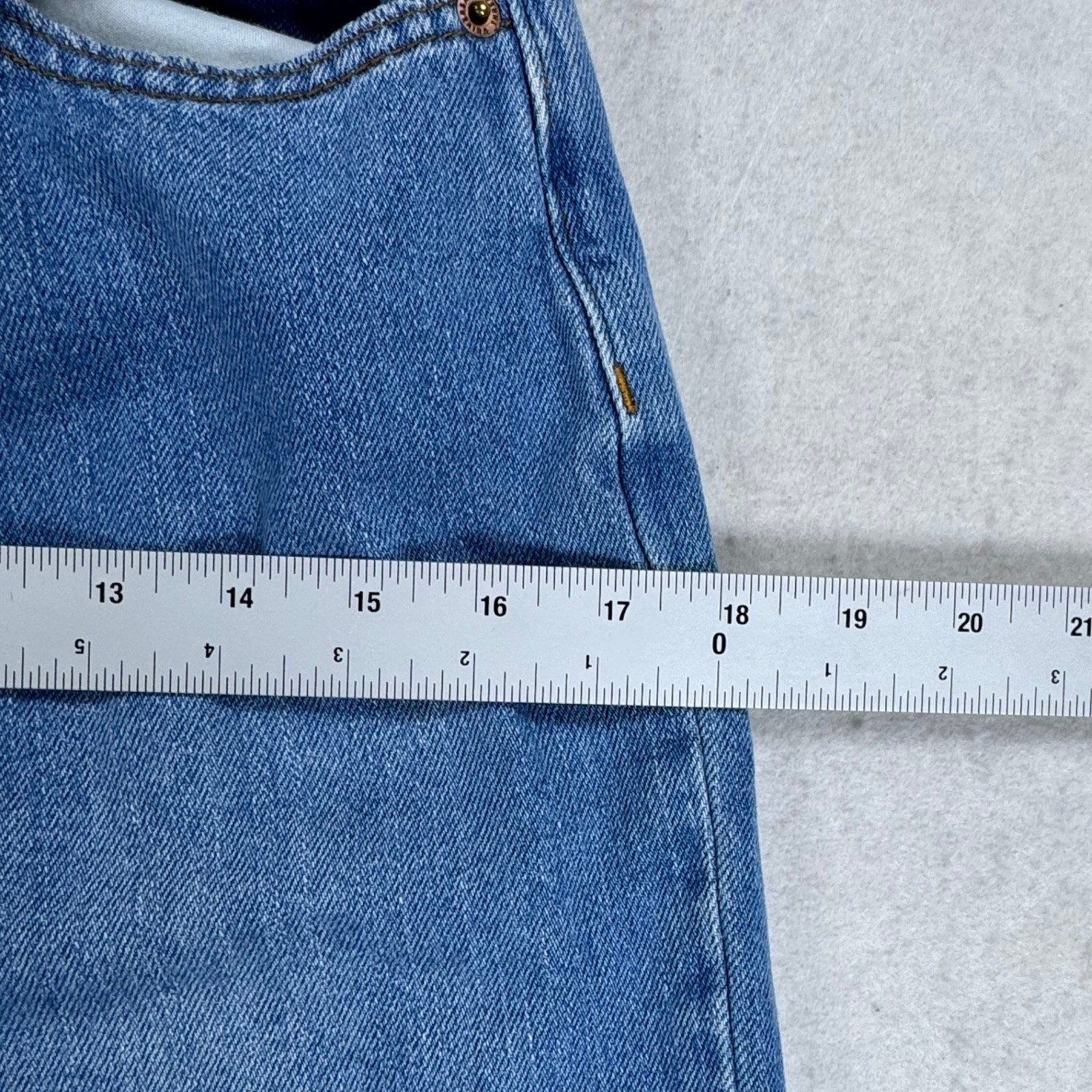 Universal Thread Relaxed Wide Leg Jeans Medium Wash Blue Denim Women Size 2/26R