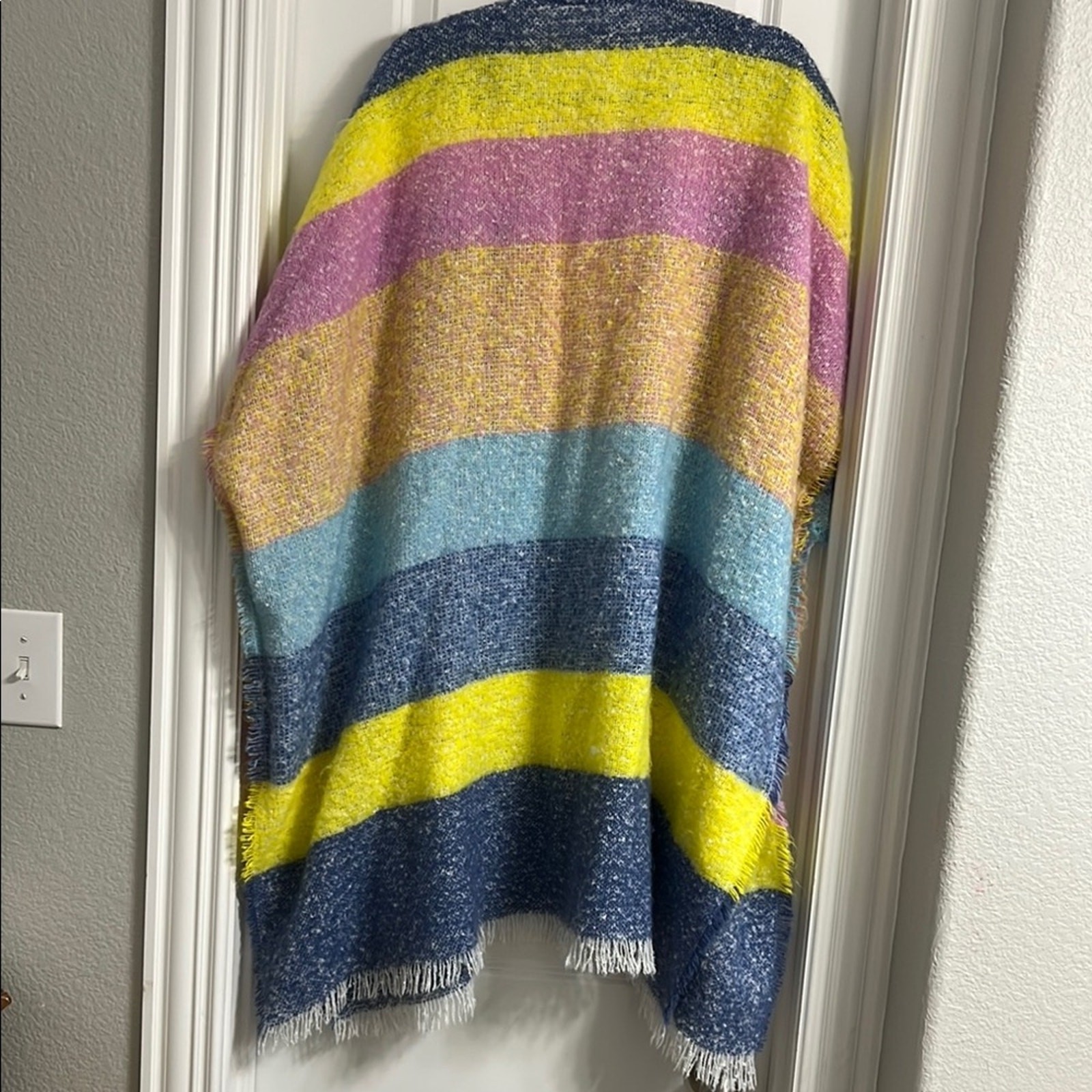 Never Worn! Aerie Vibrant Multicolor Open Front Top | OS | Beachy