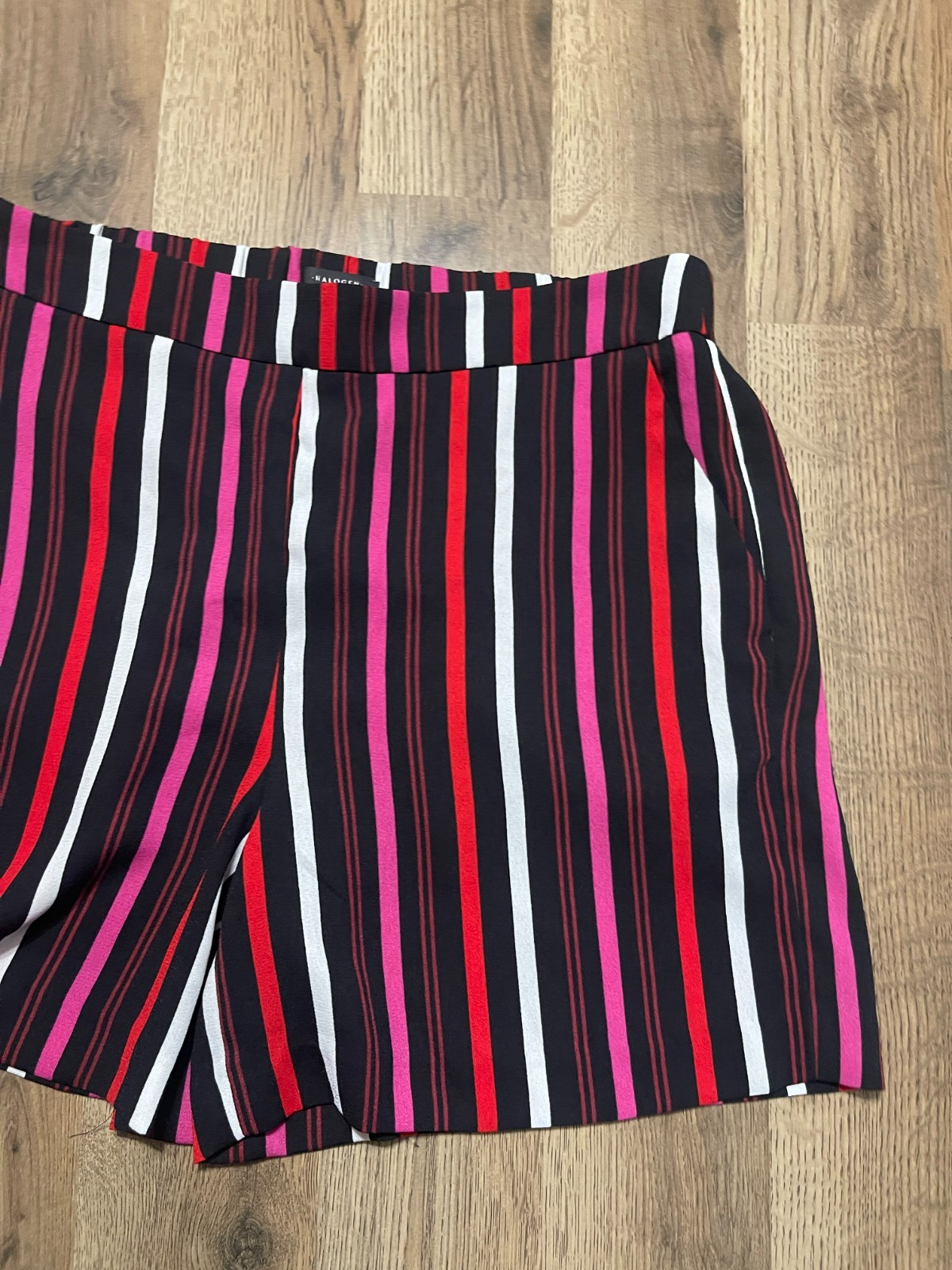 Halogen Shorts, Women’s Size Small, Black Pink Red White, Striped