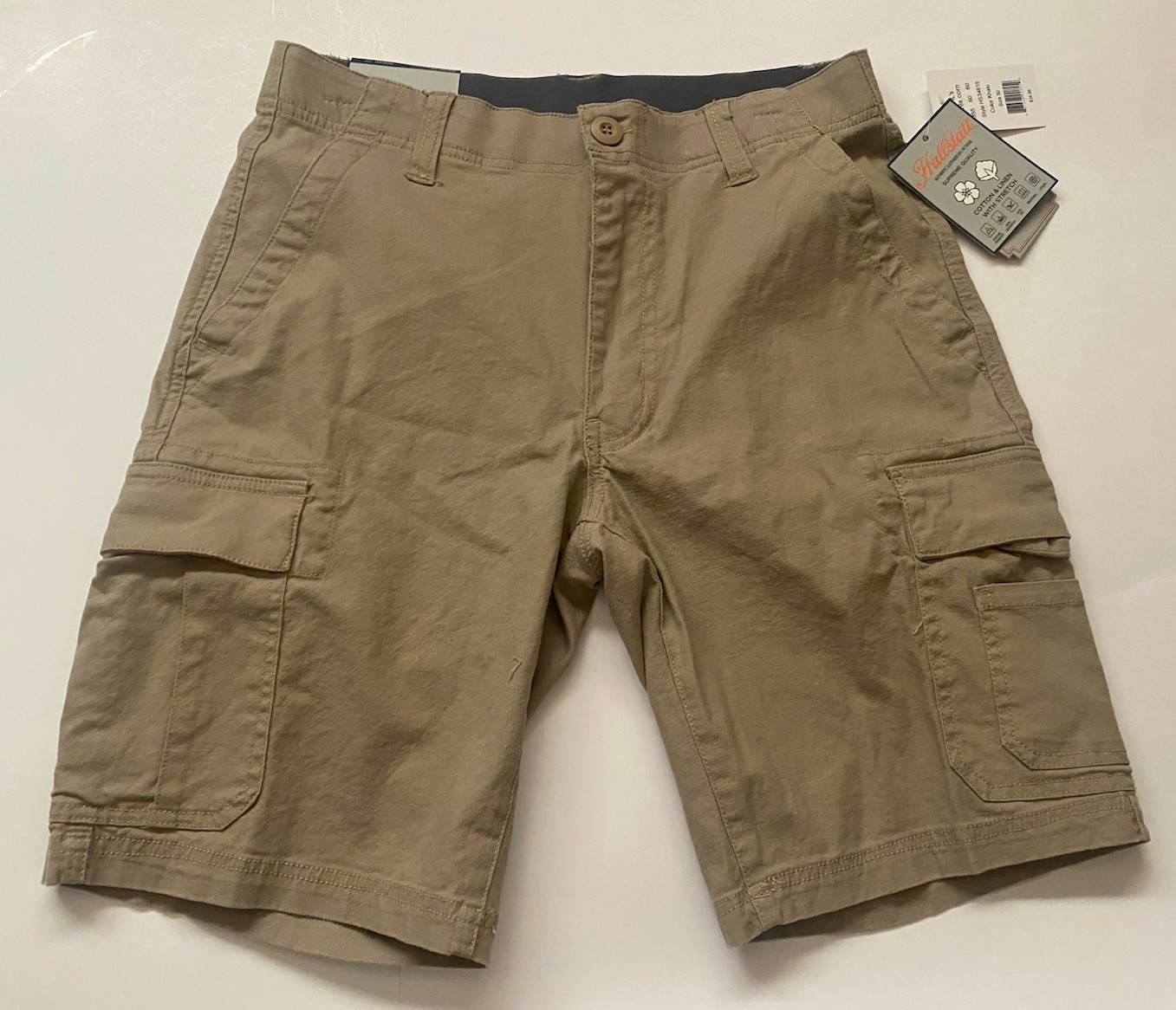 Hallstatt Men’s Cargo Shorts Size 30/32 – 10in Inseam Khaki New w Tags