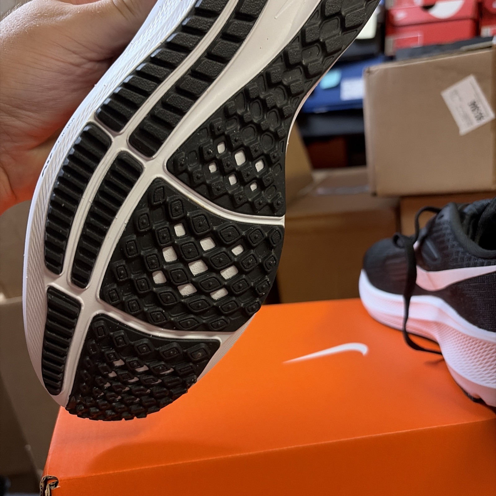 Mens Size 9.5 Nike Air Zoom Pegasus 39 Black White Grey Running Shoes DH4071 001