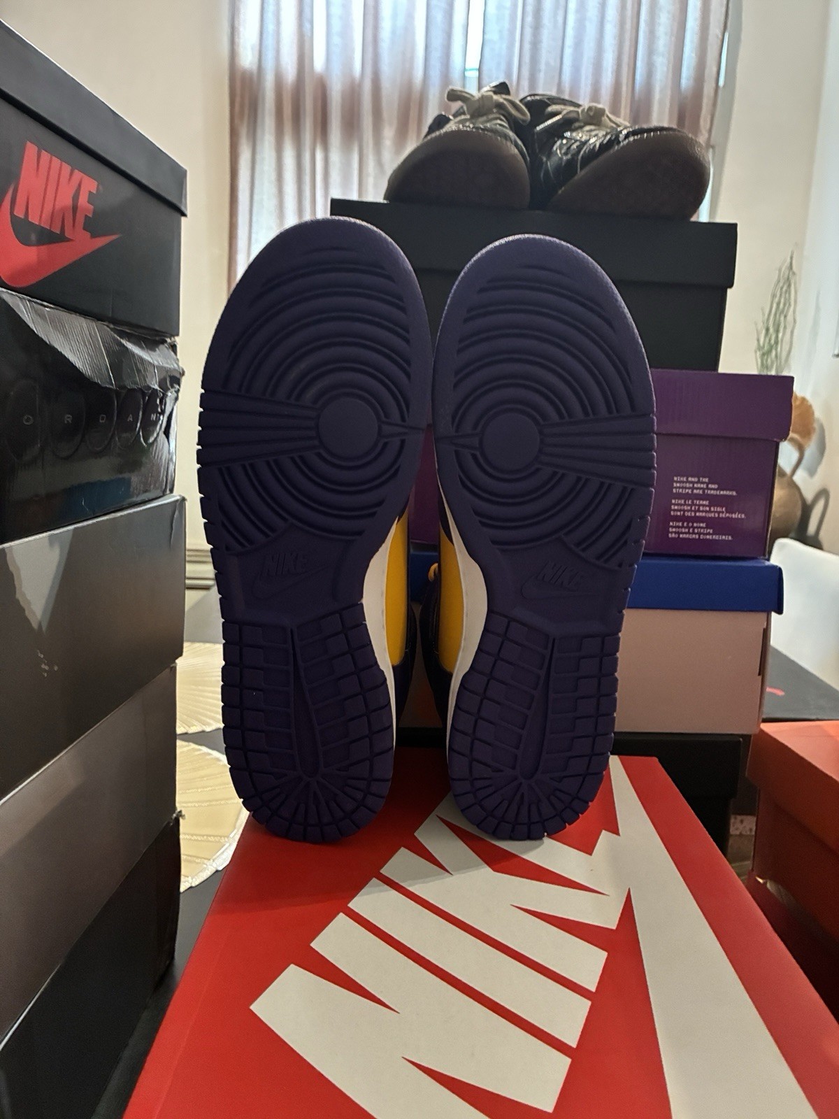 Nike Dunk High Lakers DD1399-500 Court Purple/University Gold/White Leather