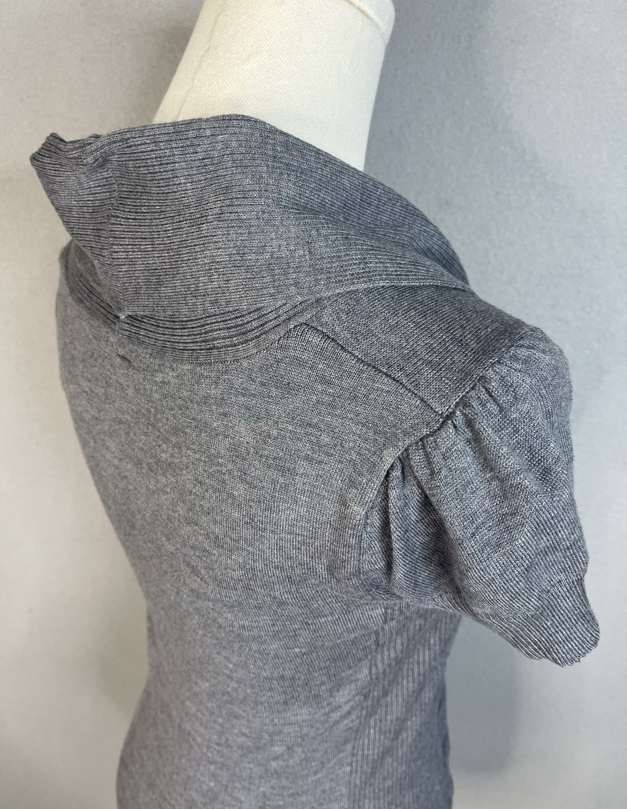 Takeout Size S Gray Turtleneck Short Sleeve Ruched Sides Knit Sweater Shirt Y2K