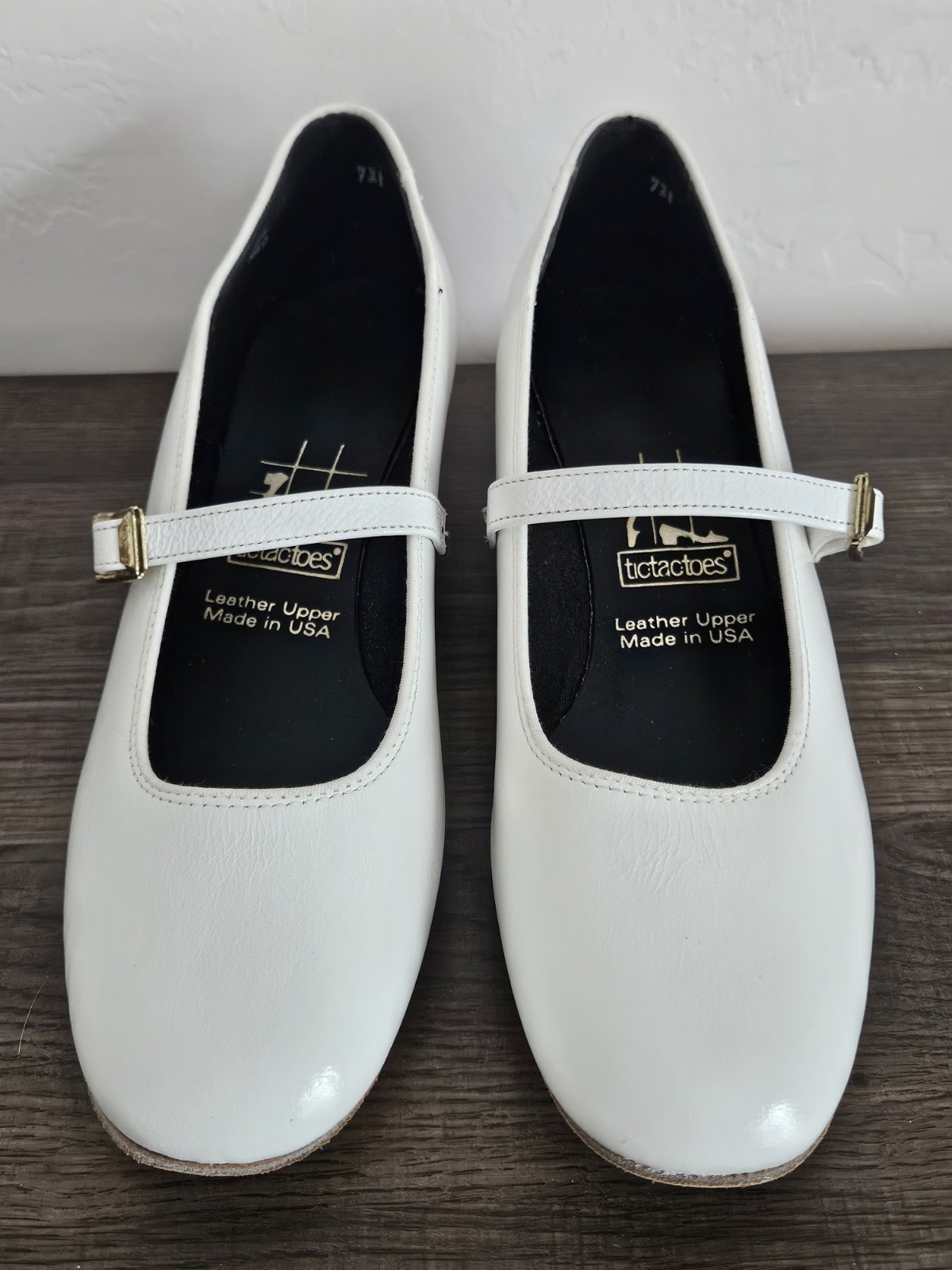 New Unworn Tic Tac Toes White Mary Jane Dance Shoes Size 8.5 Medium