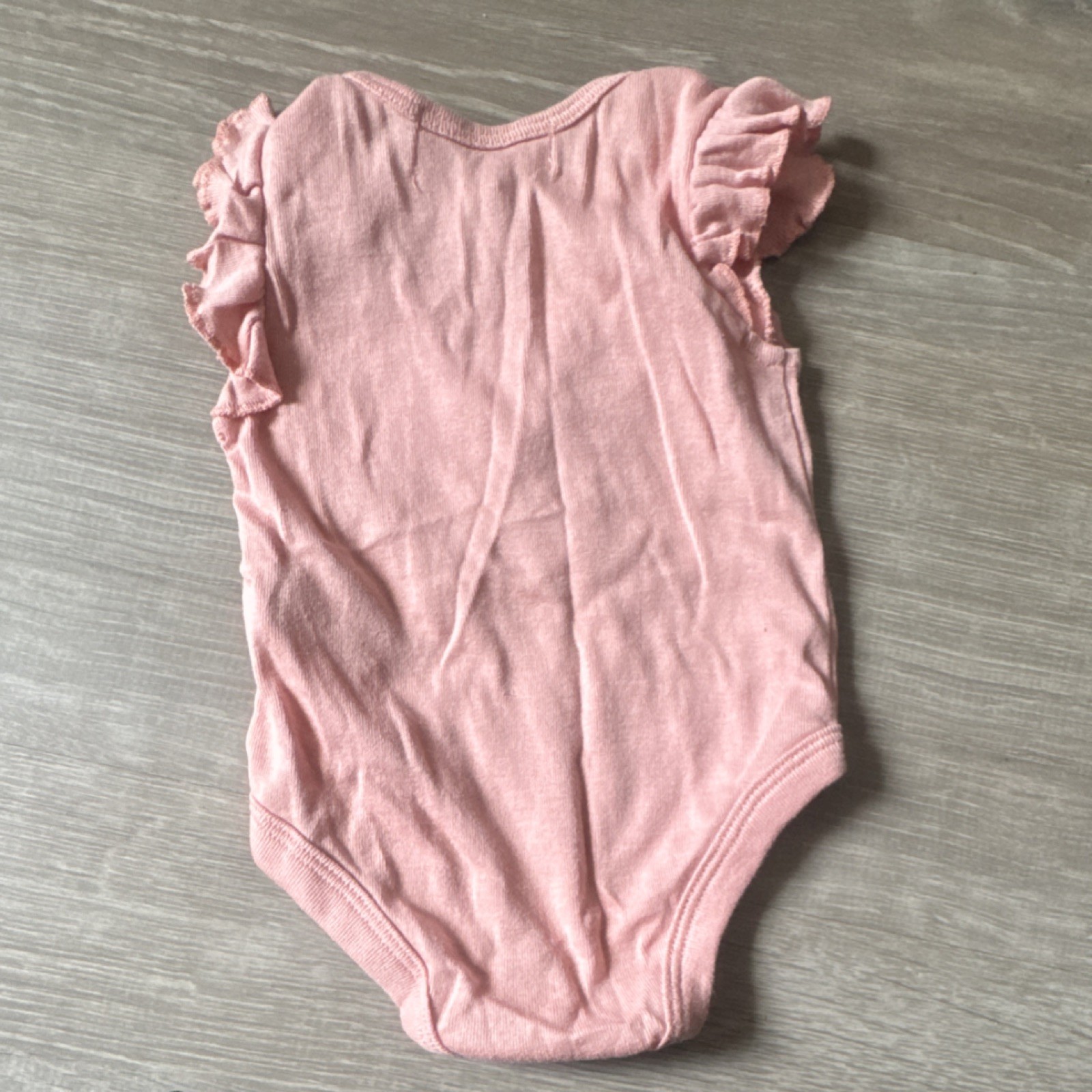 WONDERLUXE Pink Solid Knit Cotton Sleeveless Ruffle Snap One-Piece 0/3M
