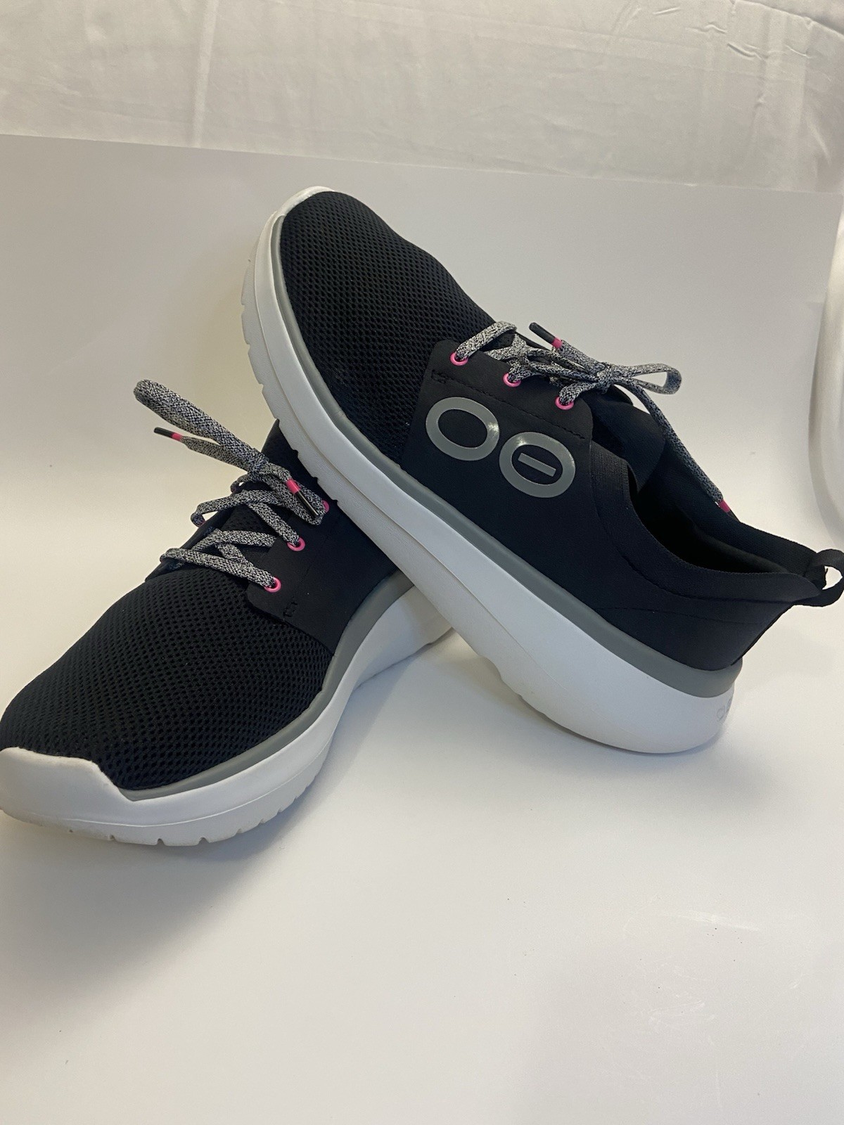 Oofos OOmy Stride Women’s 11 Black White Running Shoes Comfort Recovery Slide