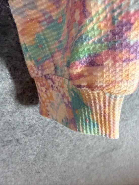 NWT Jess Lea Day Dreamer Colorblock Waffle Knit Two Toned Top Size Large. The D