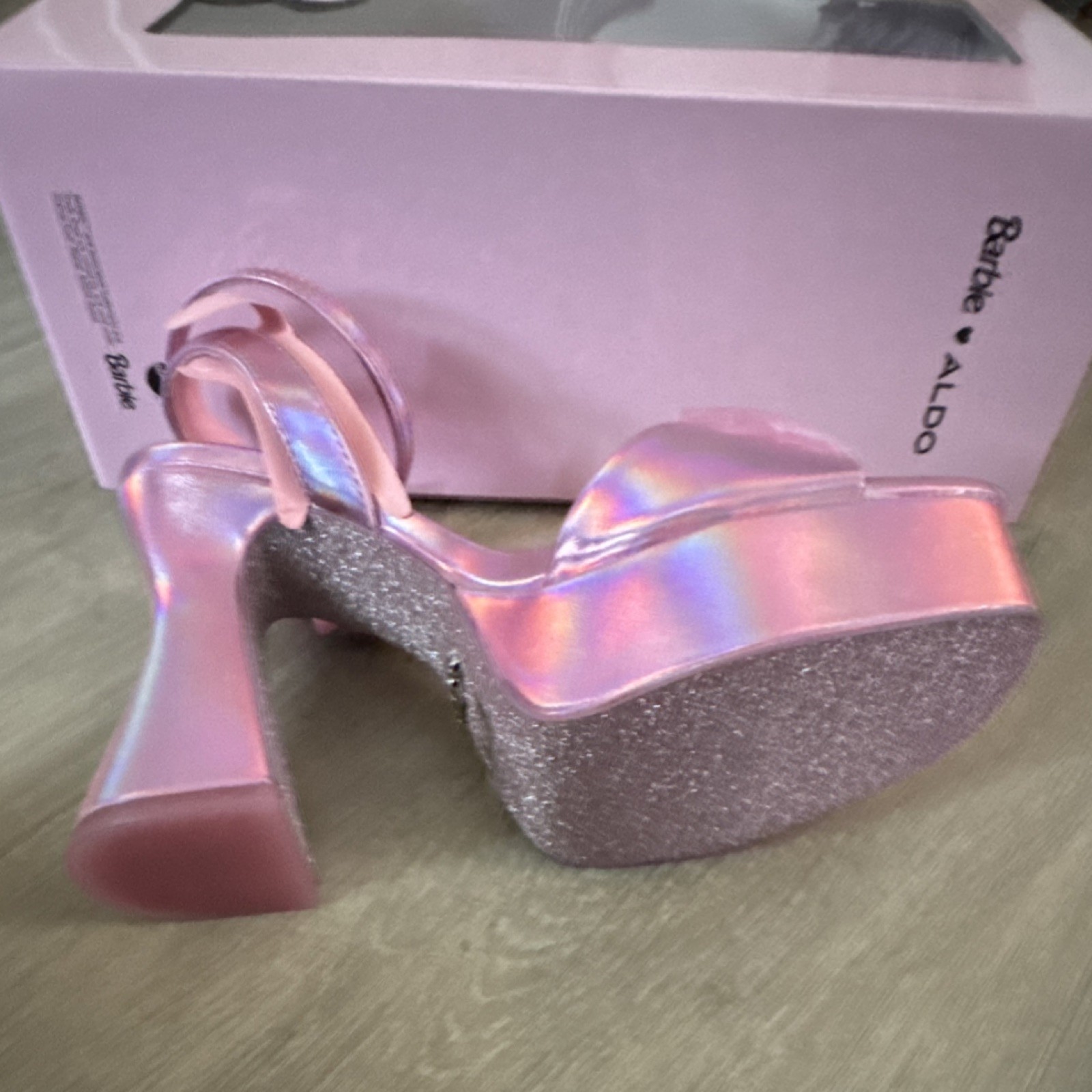ALDO Barbie Pink Platform Open Toe Block Heel Buckle Strap Sandals 7 NIB