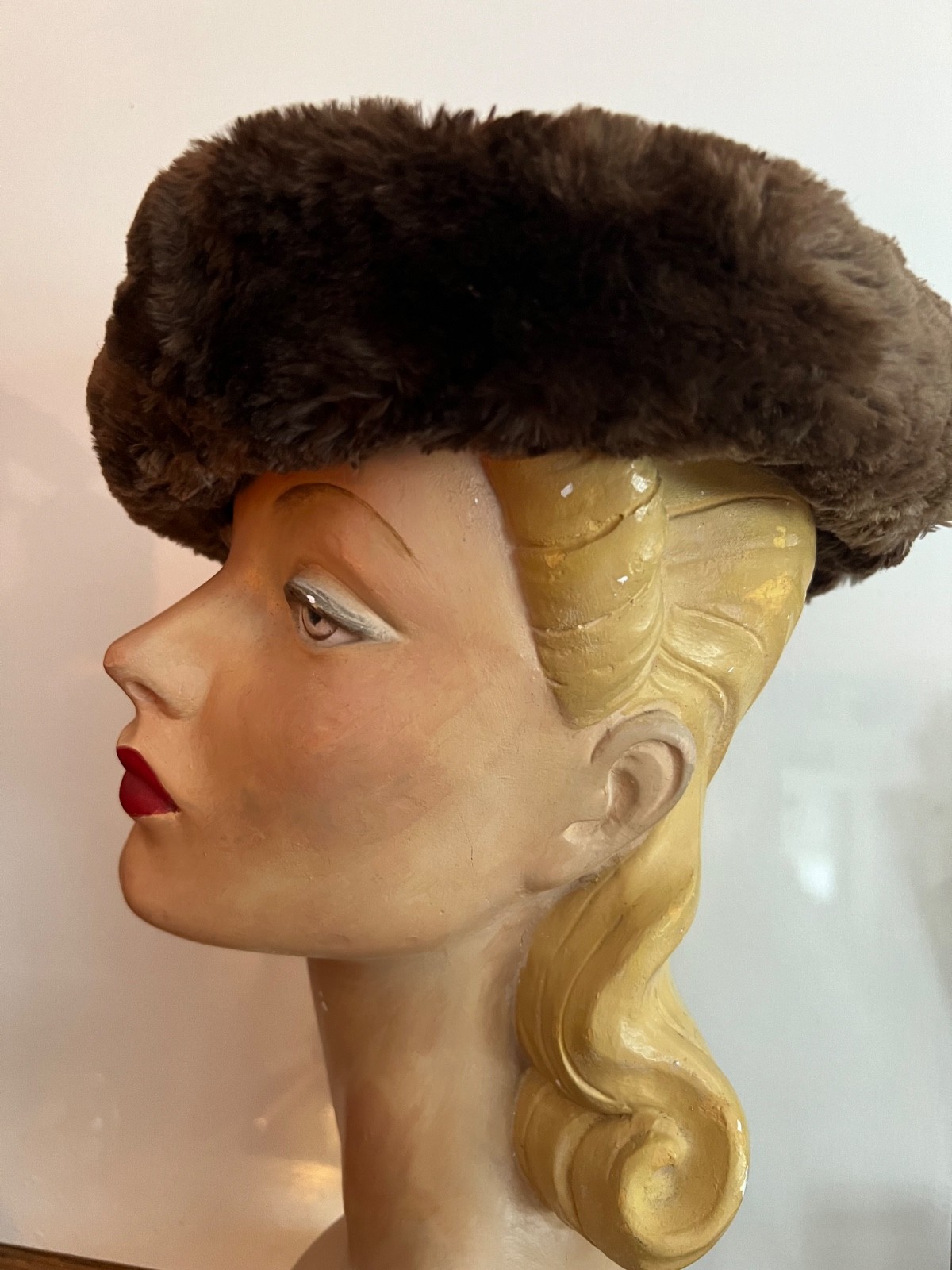 Vintage Round Real Fur and wool Hat , STYLISH, tassel.