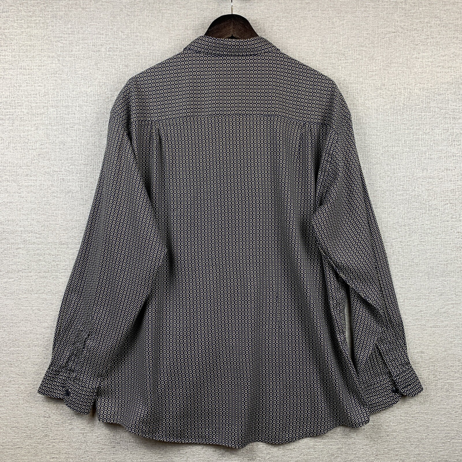 CLAIBORNE Button Up Shirt Men’s Extra Large Black Olive Geometric Modern Casual