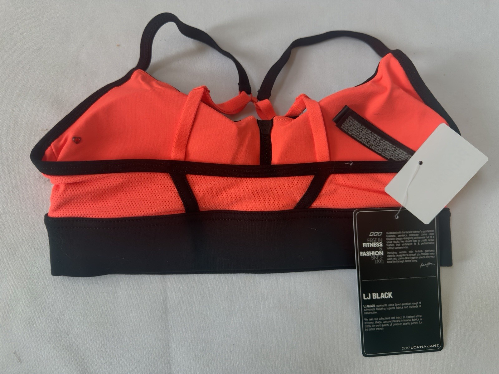 NEW LORNA JANE Sports Bra SZ MEDIUM Mesh Panel Support Workout Top in TANGERINE