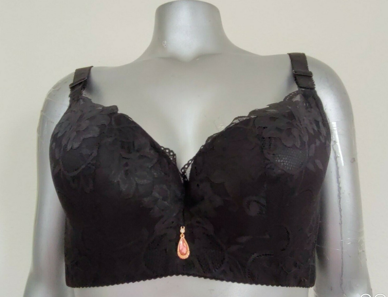 NEW Plus INTIMATE LINGERIE BRA Size 48 /110 Lace Black Adjustable Strap 5 Hooks