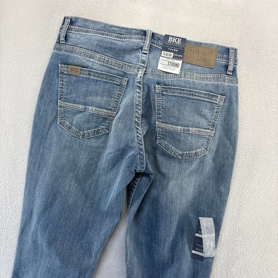 Buckle BKE Jeans mens 32×34 Blue Medium Wash Tyler Straight Whisker 5 Pocket NEW