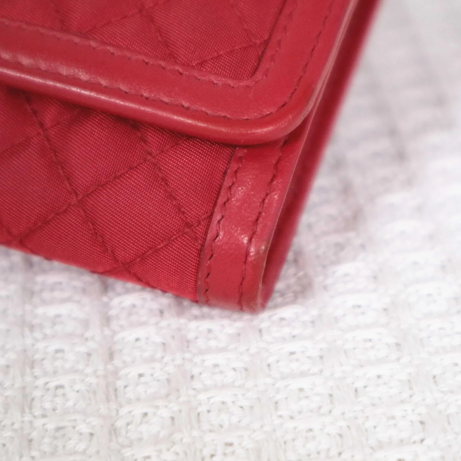 Prada Wallet On Chain Woc Red Tessuto Nylon Calfskin (mm042926f7r)