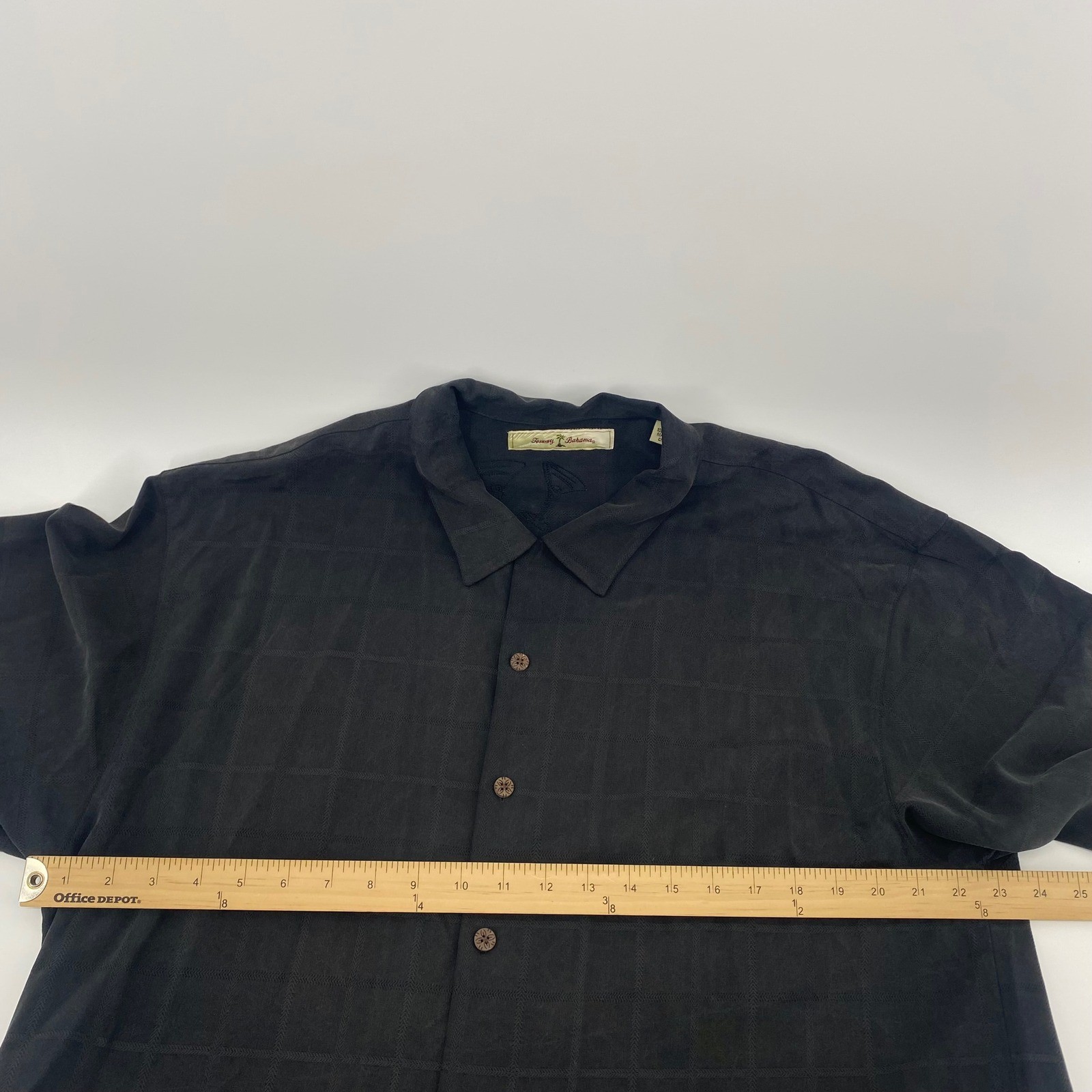 Tommy Bahama Button Down Mens XL Black Silk Checkered Jacquard Camp Shirt