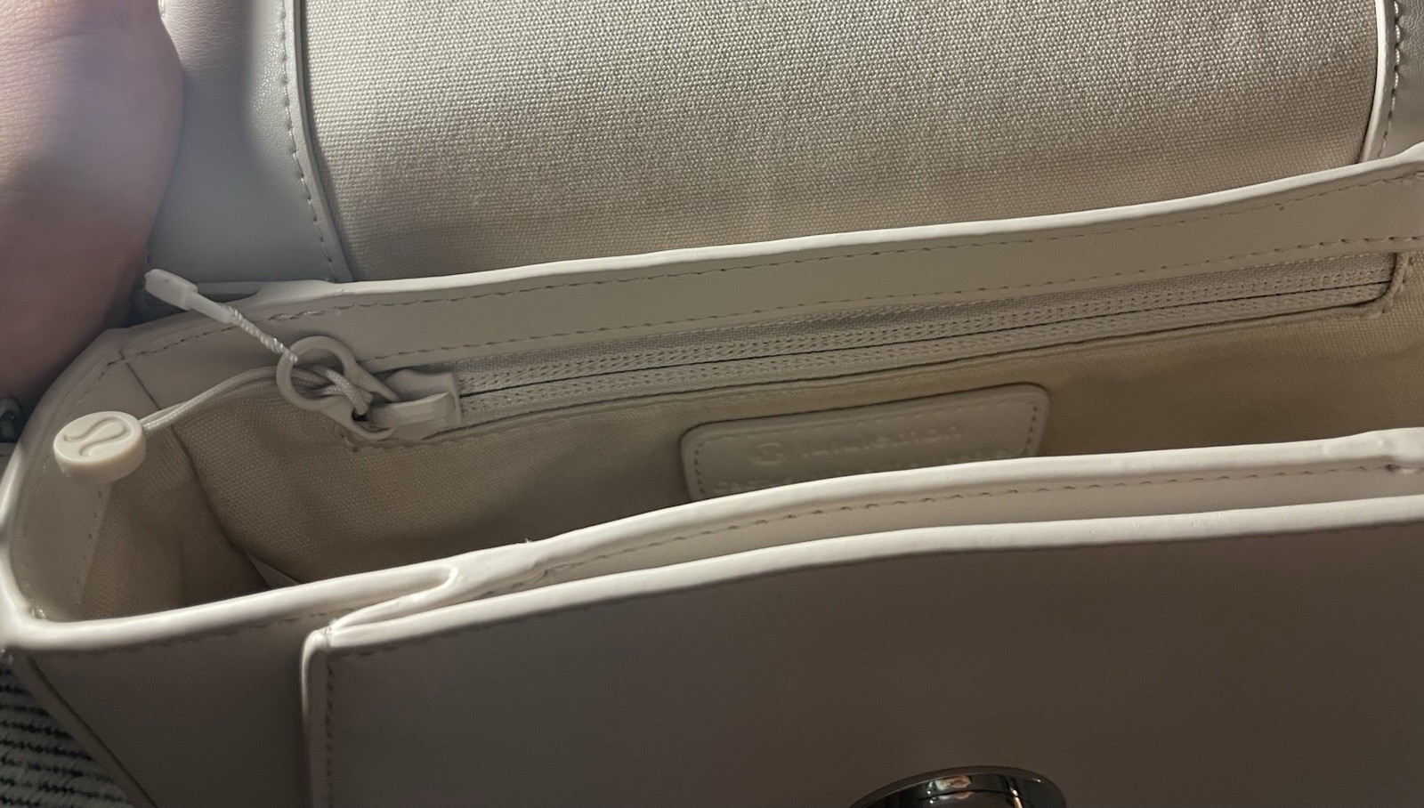 lululemon Women’s Beige Crossbody Bag MSRP $198