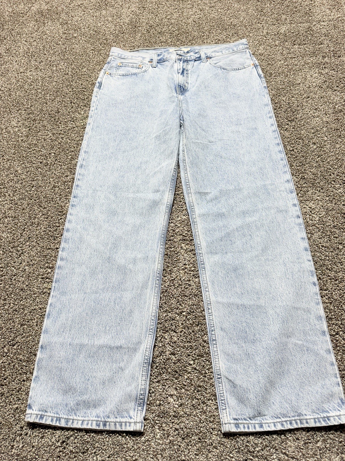 Levi’s Low Pro Straight Women’s Jeans Size 32 Light Wash Blue Denim 36X32 High
