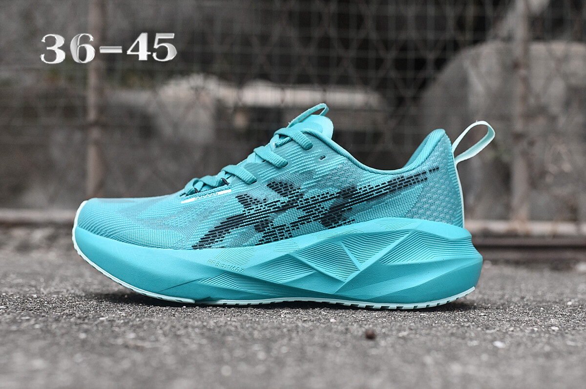Novablast 5 Men Shoe Comfort Lifestyle Sneaker
