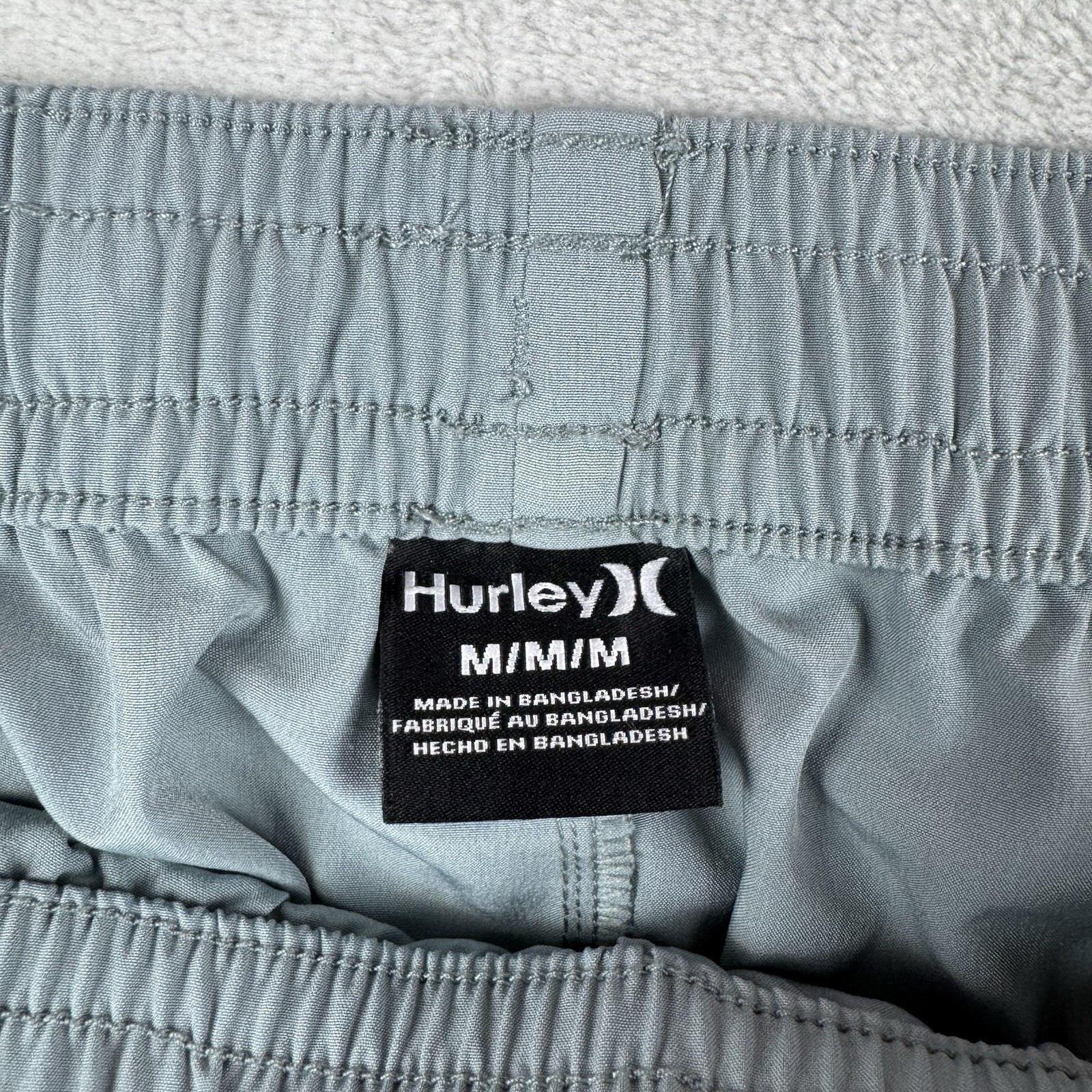Hurley Men’s Exist Light Weight Sport Shorts Men Size M Hybird Zip Pocket Tech