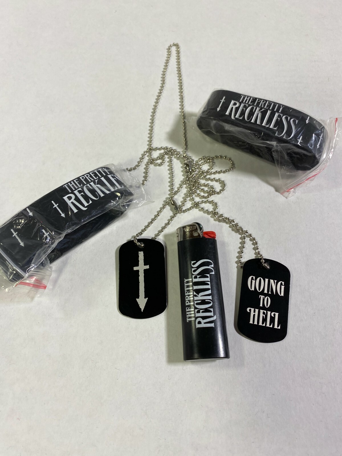 The Pretty Reckless LIGHTER 2 METAL TAG & 2 SILICONE RUBBER WRISTBAND BRACELET