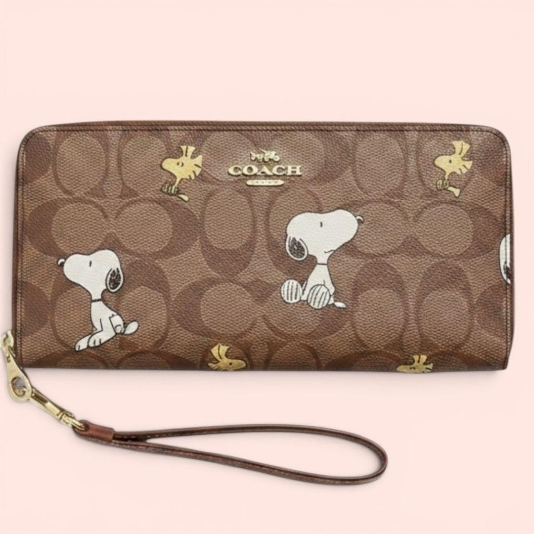 New and Coach Long Wallet Snoopy Brown Leather Ladies Men s Free Shipping