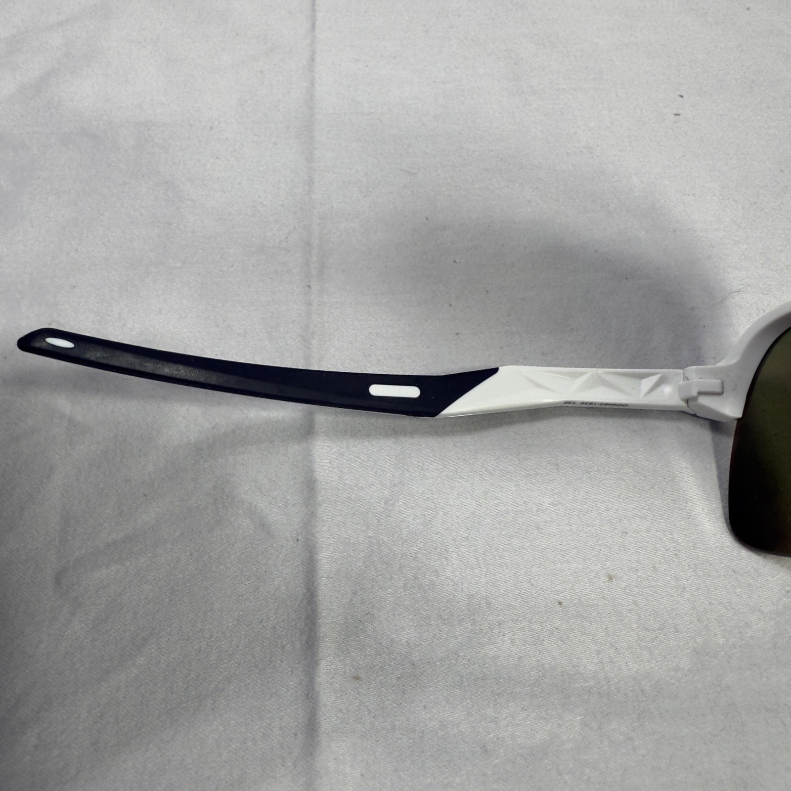 Oakley Sutro Sunglasses Mens One Size White Prizm Field Shield Sport UV400