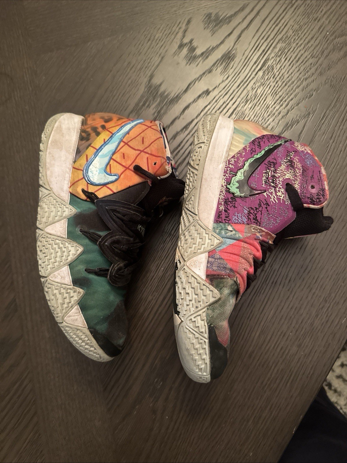Nike / Kybrid S2 / Size 4Y / What The Kyrie / Pineapple House Spongebob / Shoes