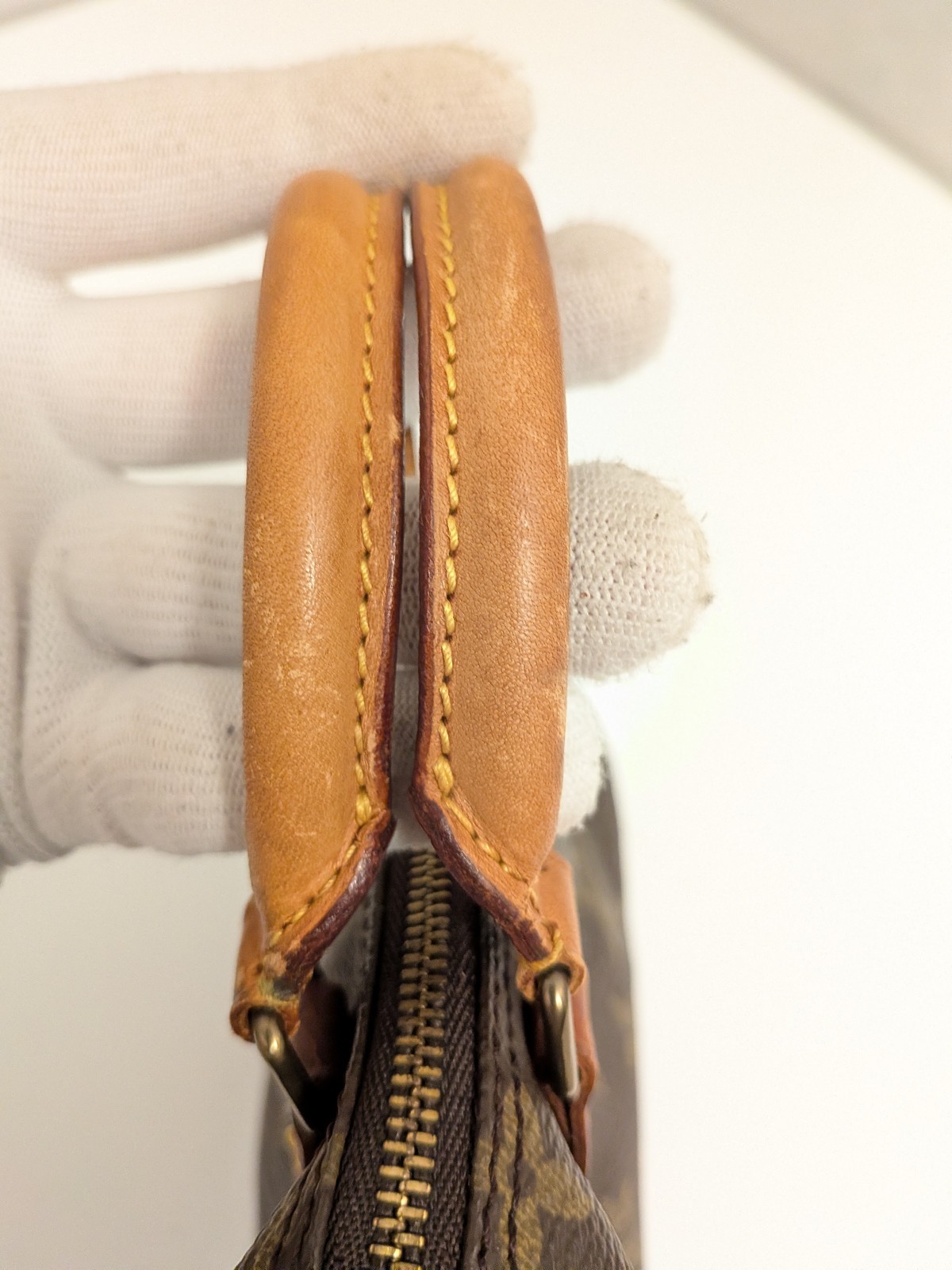 Authentic LOUIS VUITTON Mini Speedy TH1902