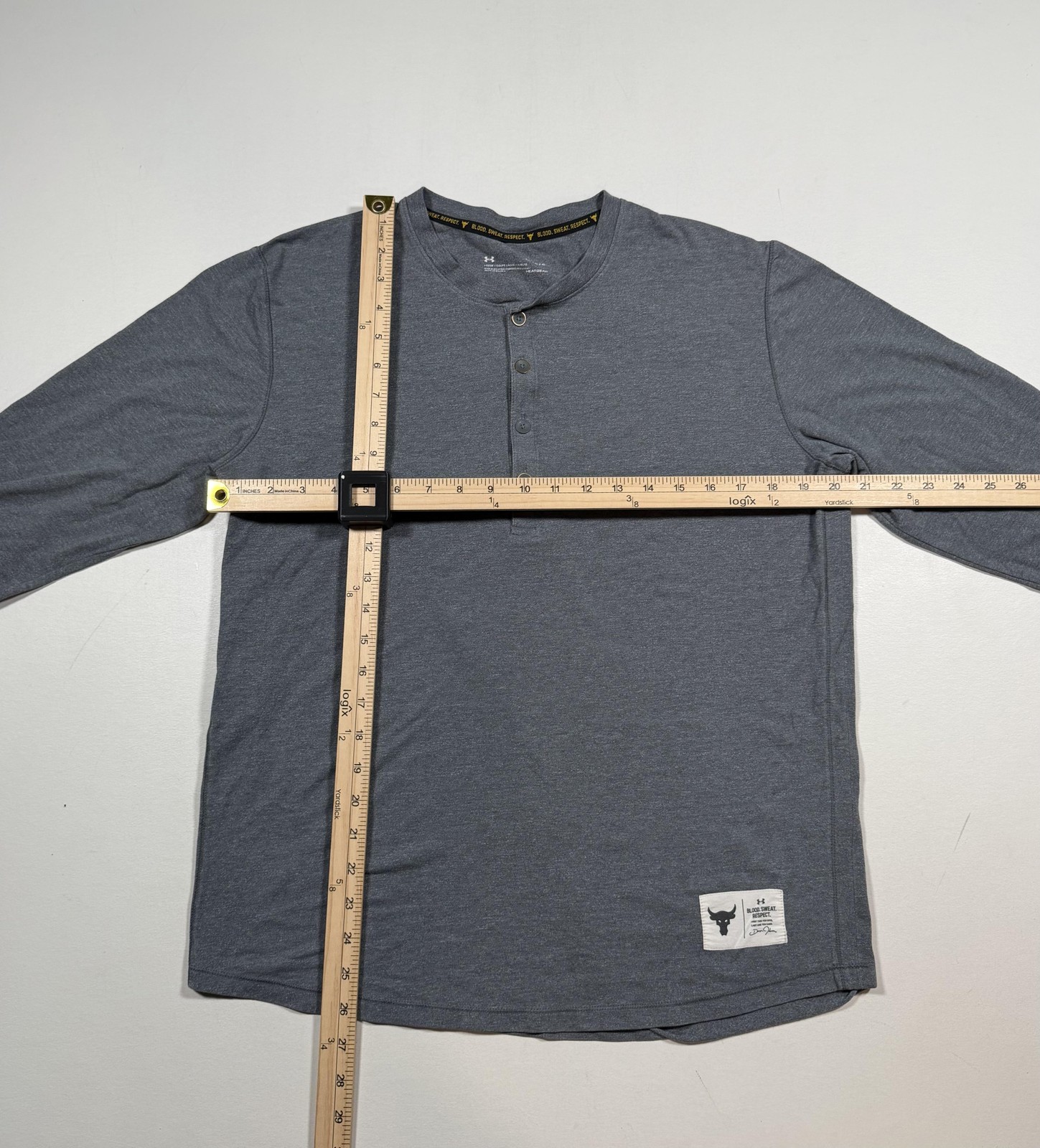 Under Armour HeatGear Shirt Mens Large Gray 3/4 Sleeve Henley Project Rock