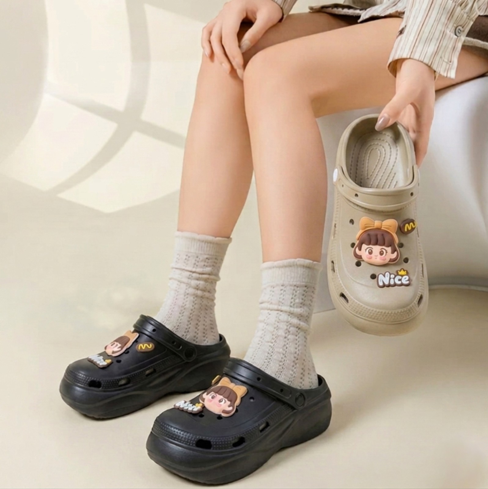 Women Platform Clogs Soft Sole Sandals NonSlip Cartoon charms Girl Slipper Shoes