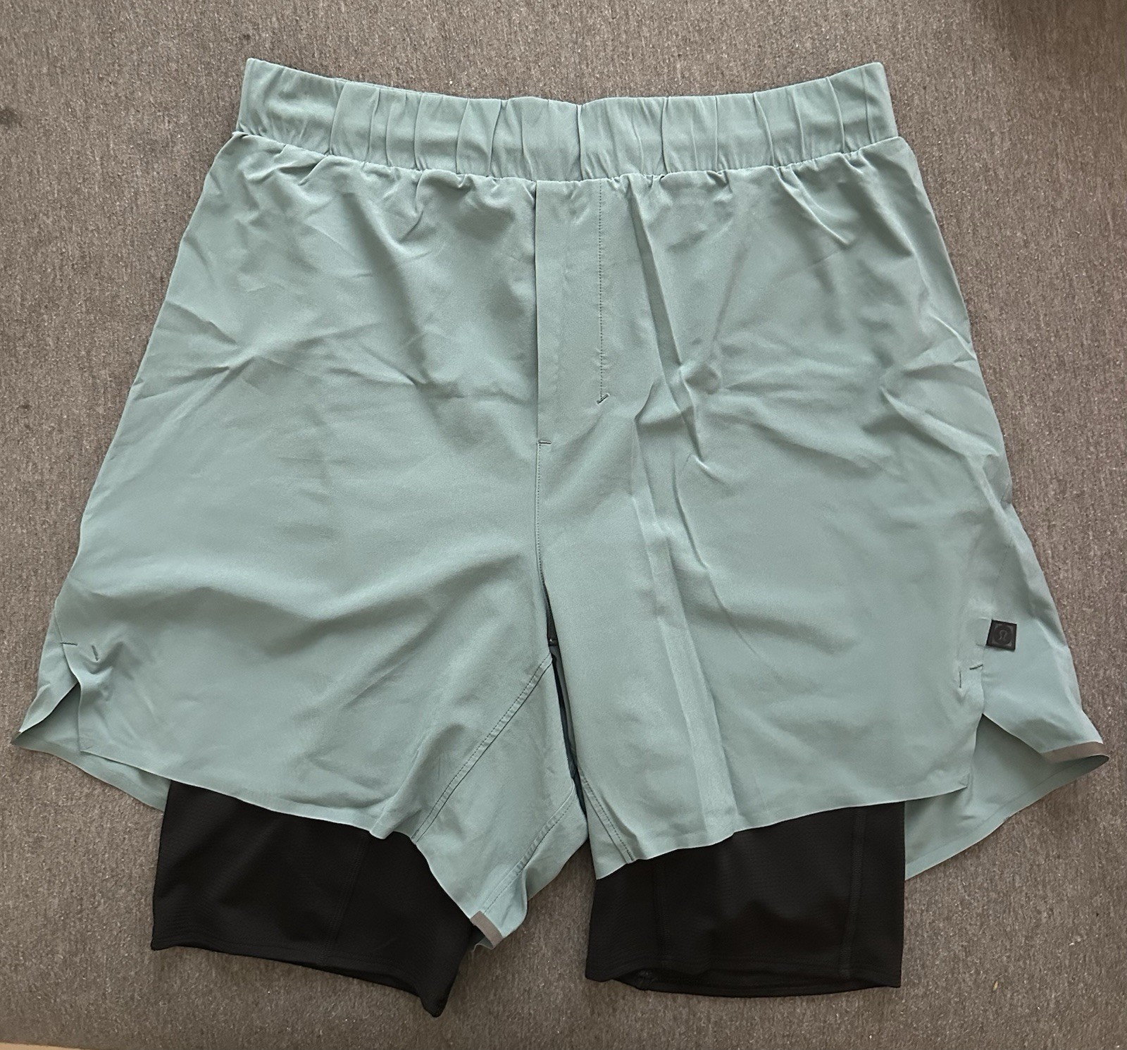 Lululemon Men’s Running Lined Shorts Harbor Green Size M Athletic Zip Pocket