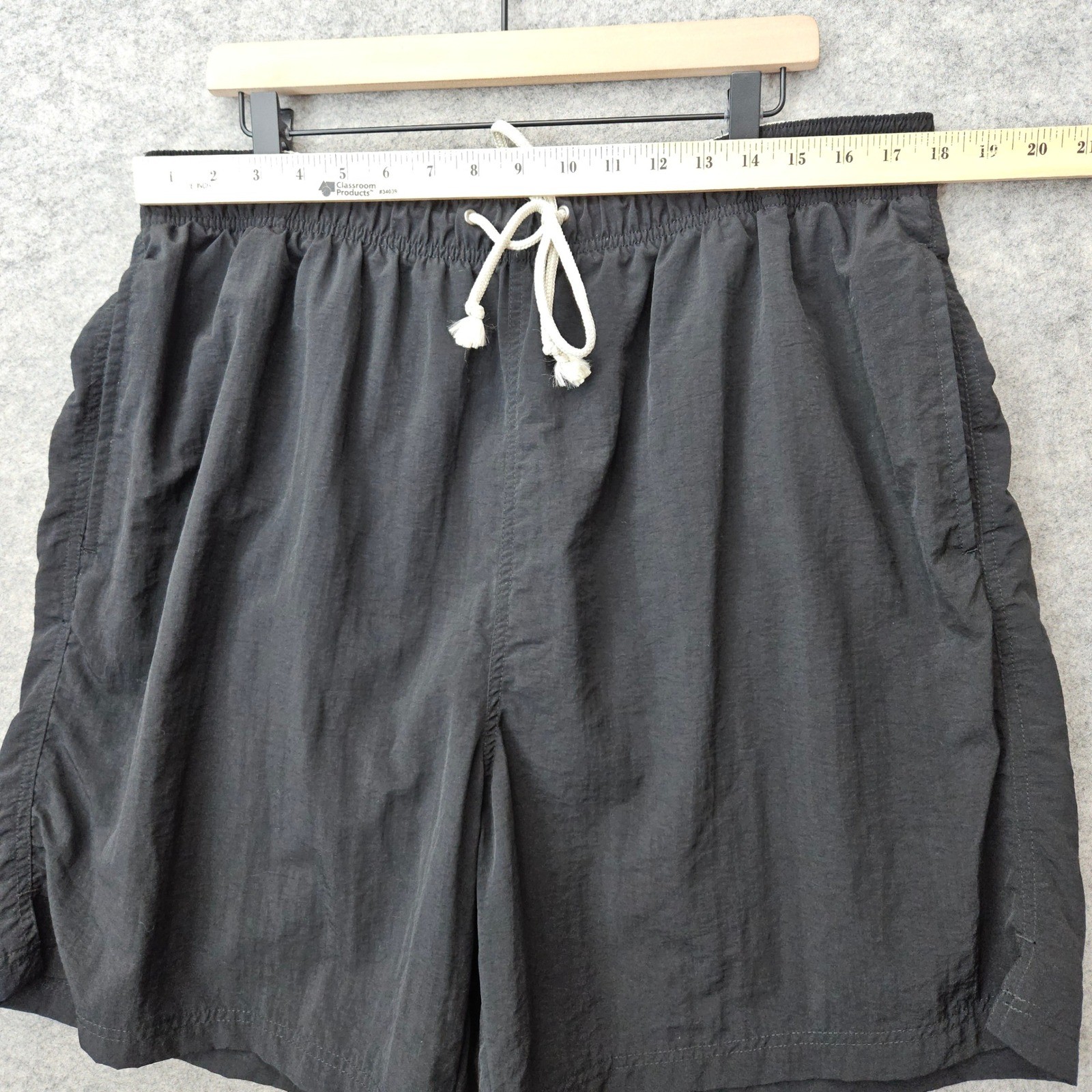 Sand N Sun Swim Trunks Men’s Black XL Nylon Mesh Lined Cargo Pocket Board Shorts