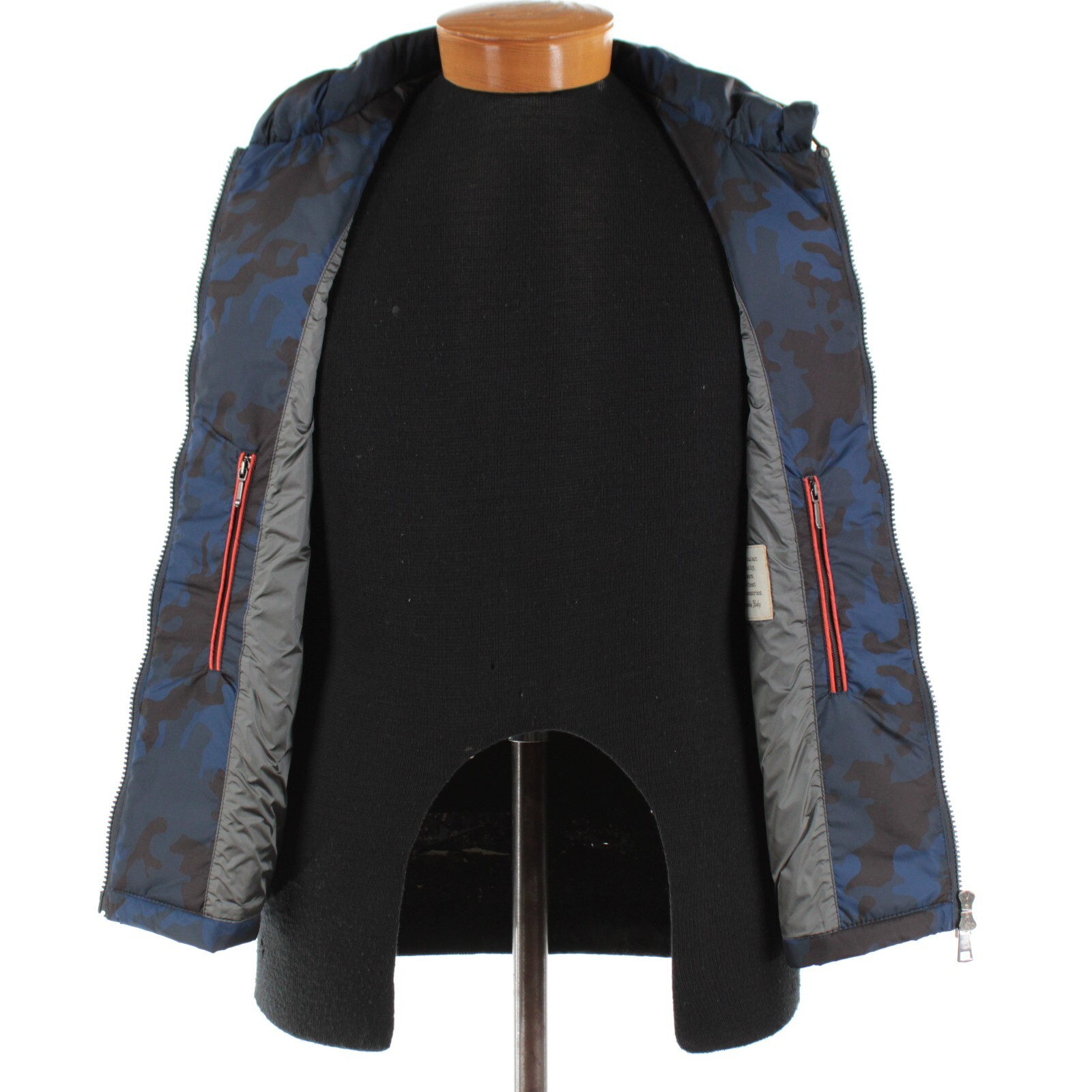 Waterville NWOT Zak 100% Polyester Hooded Vest Size 48 (S US) In Blue Camo