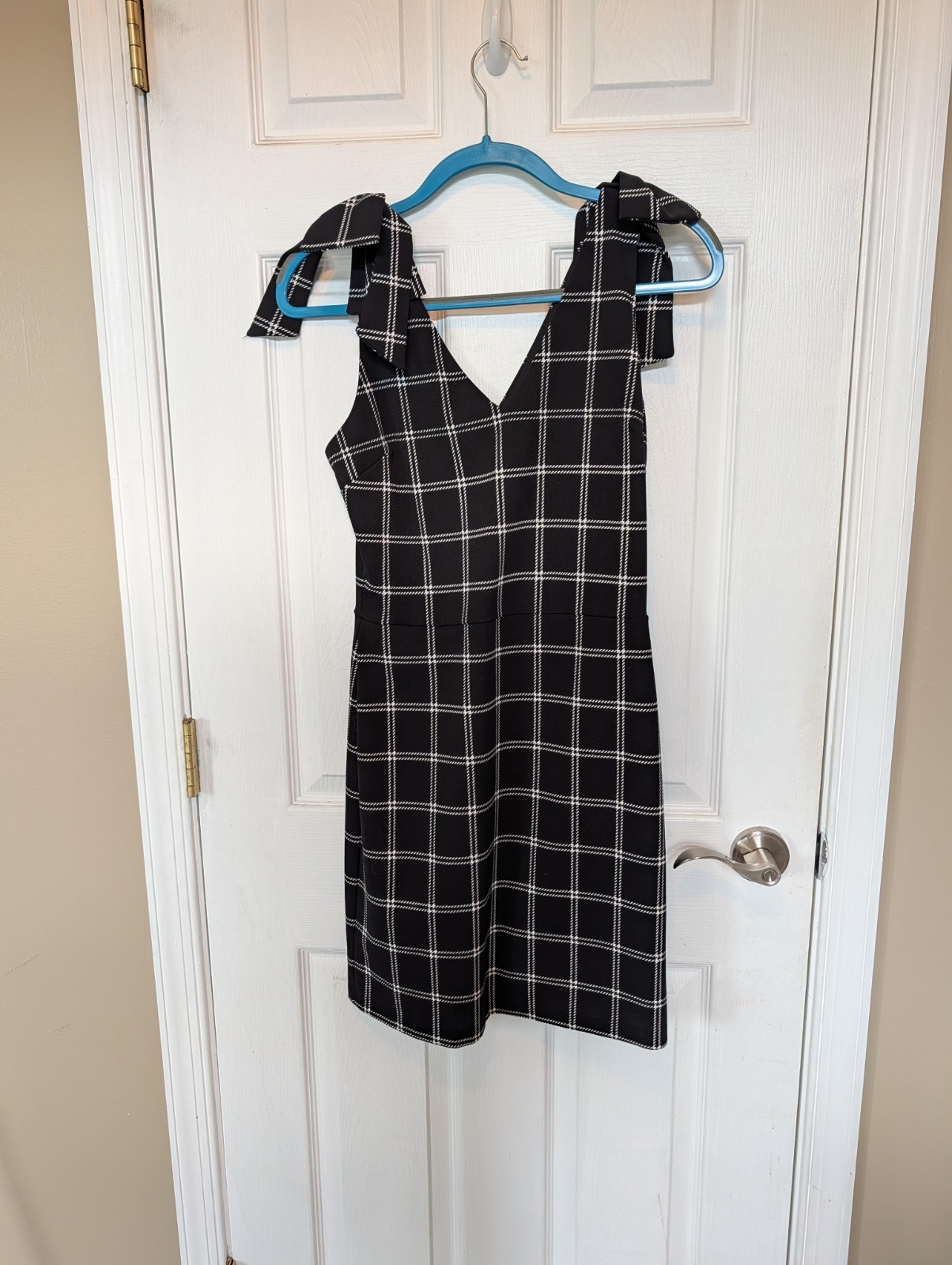 Slate And Willow Black And White Plaid With Bow Straps Size Large