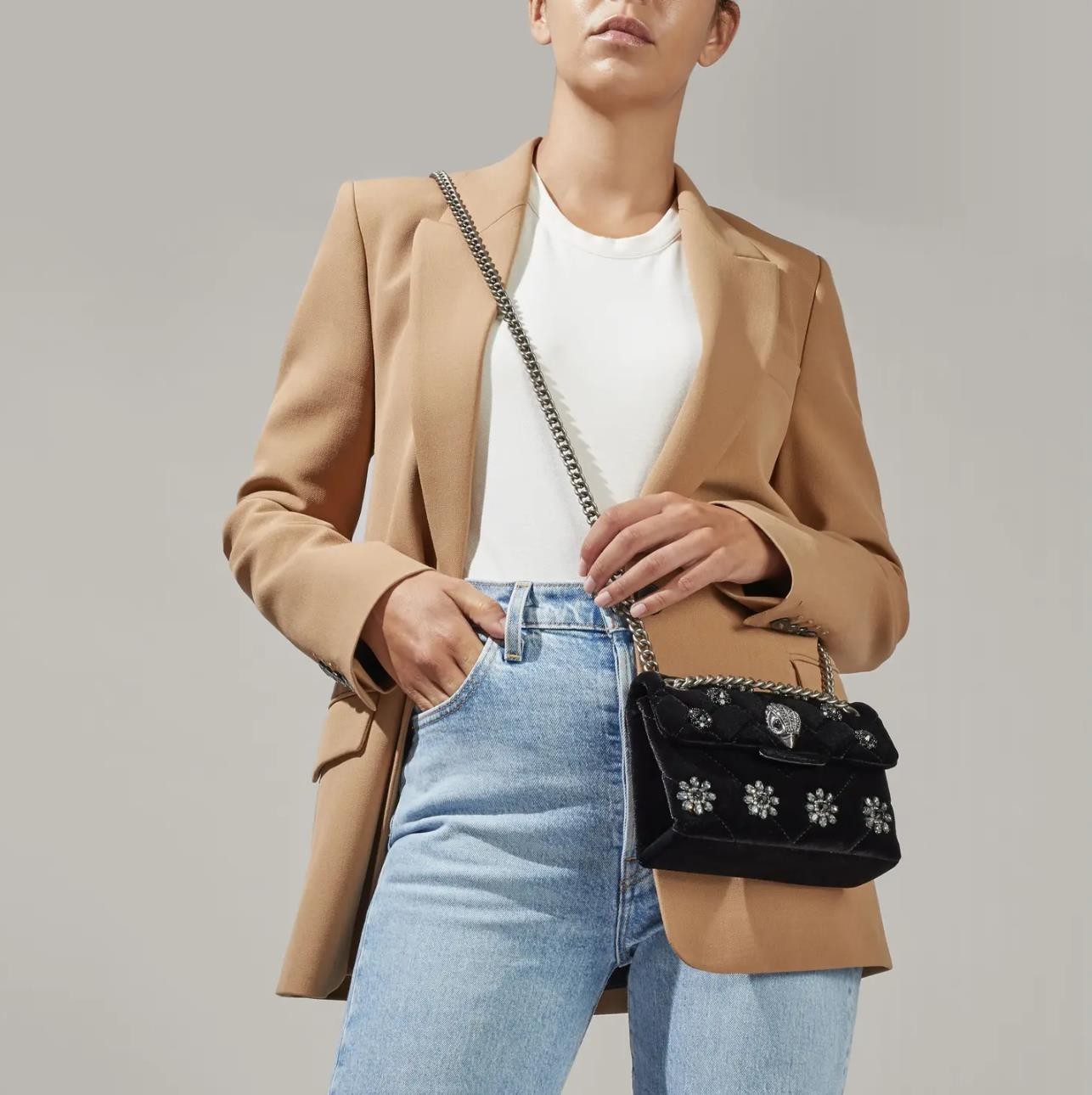 Kurt Geiger London Black Velvet Quilted Crossbody Silver Eagle Flower 20×8×15 cm