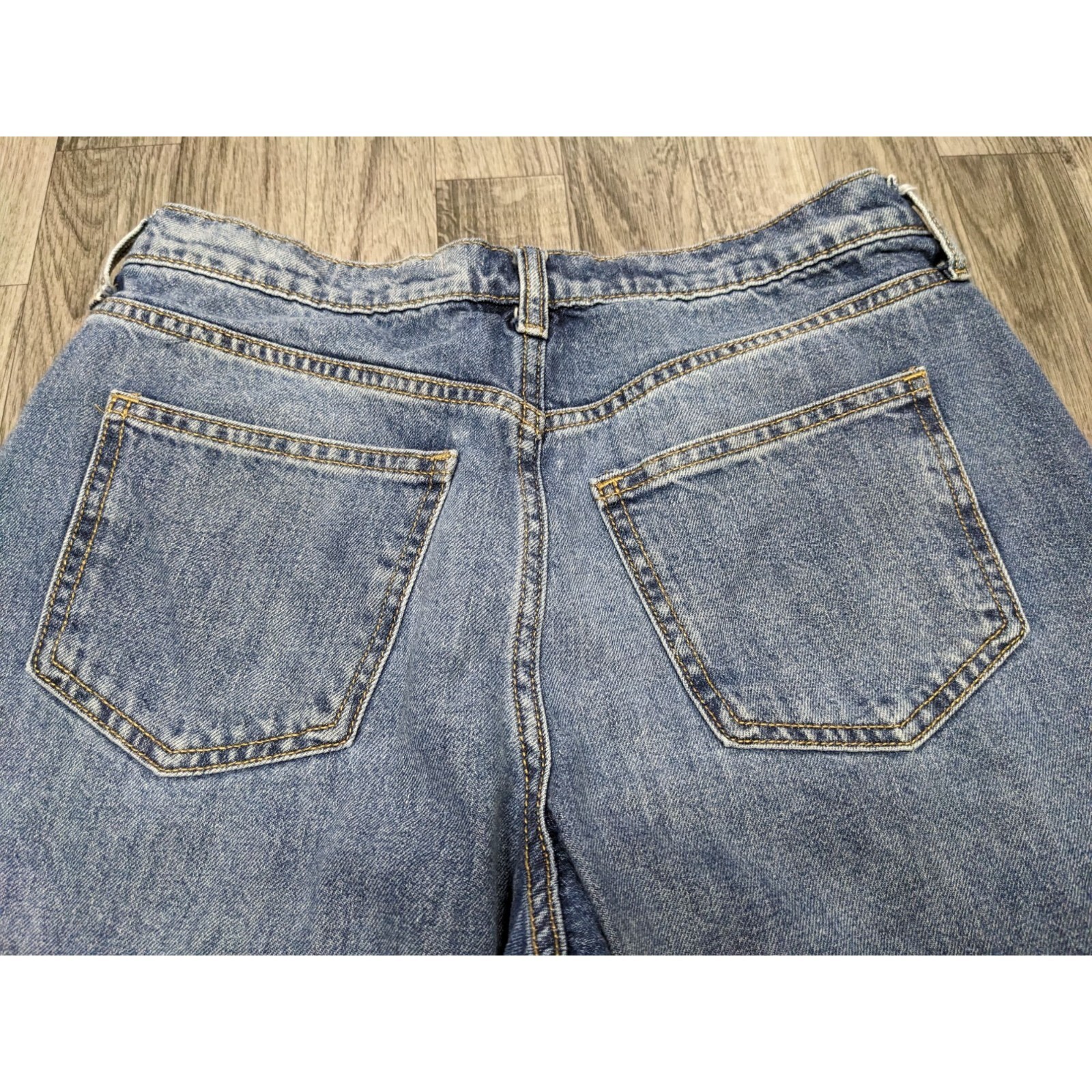 Universal Thread Womens Size 2 / 26 R Boyfriend Patchwork Denim Blue Jeans