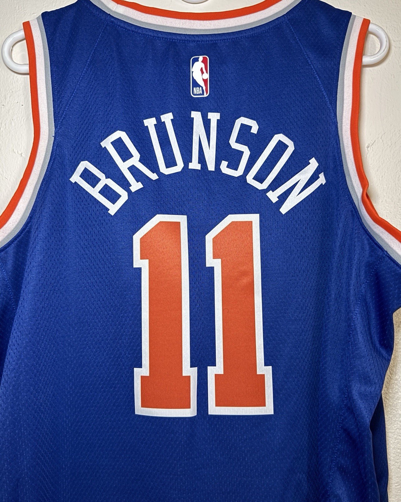 Nike x NBA New York Knicks Jalen Brunson #11 Jersey Icon Men Size L (DN2015-498)