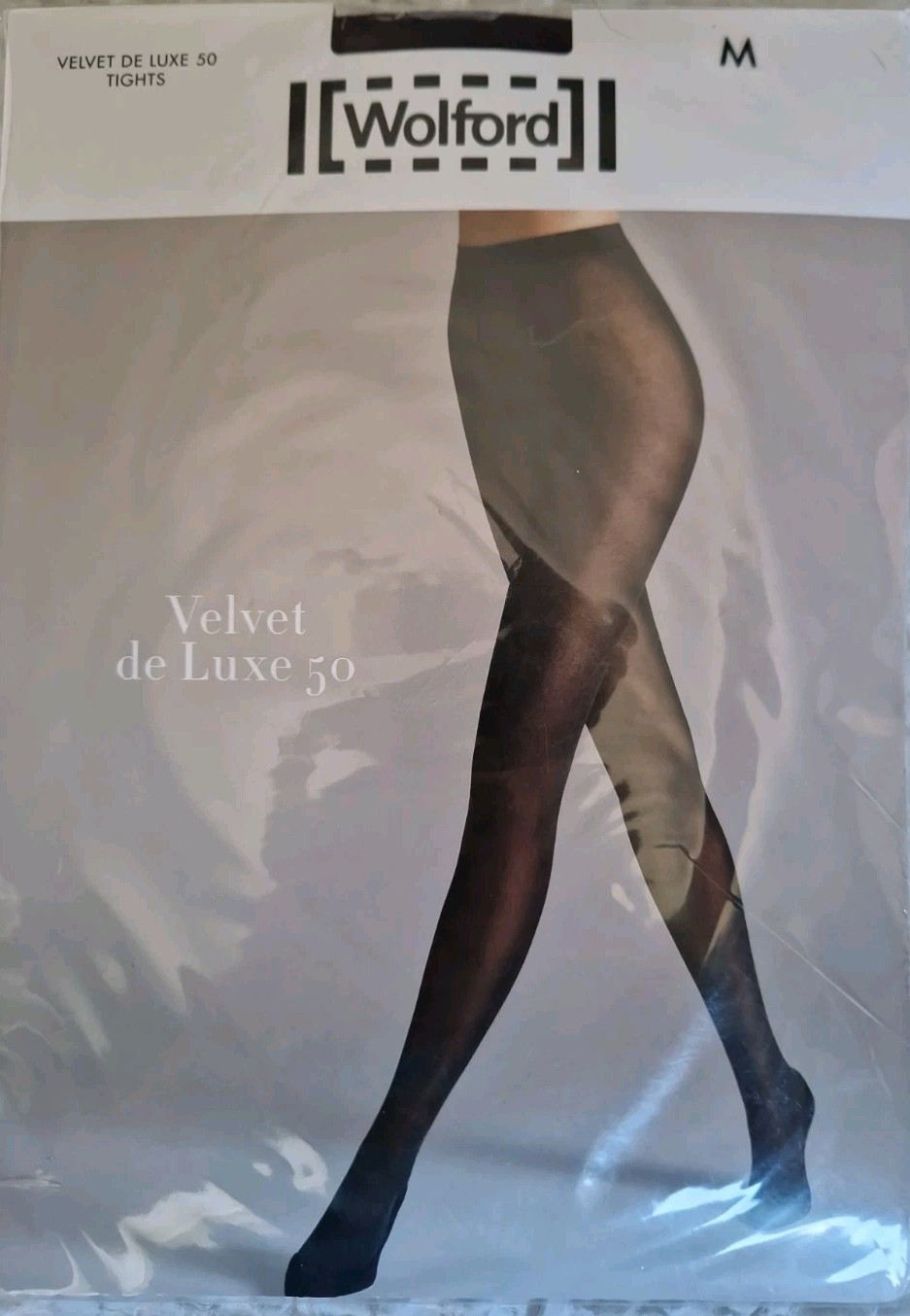 Rare shade stunning Wolford Velvet de luxe 50 tights in Deep Purple medium. New.