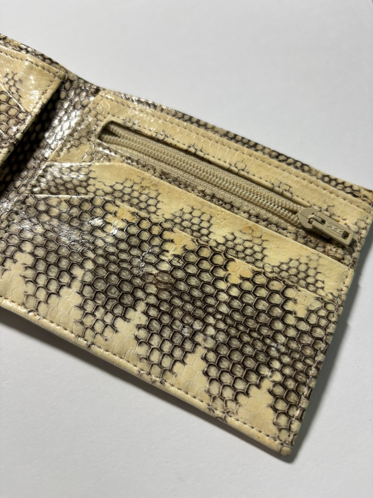 Men’s Genuine Python Snake Skin Vintage Wallet, Bifold Snakeskin Exotic Leather