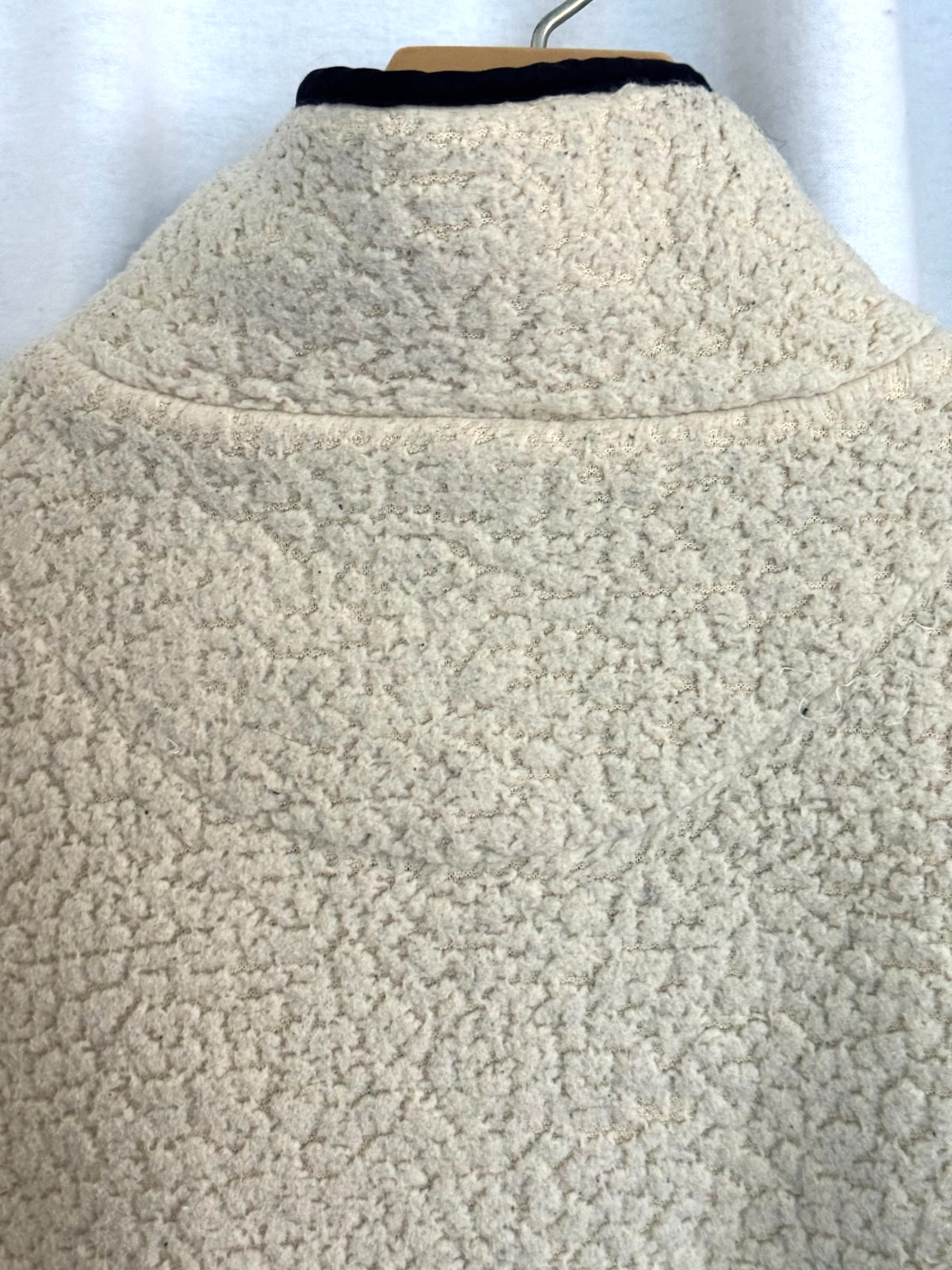 Milk/Beige Cozy Pullover w/top zip, l. Sleeve, Blk trim, Thread & Supply, Med