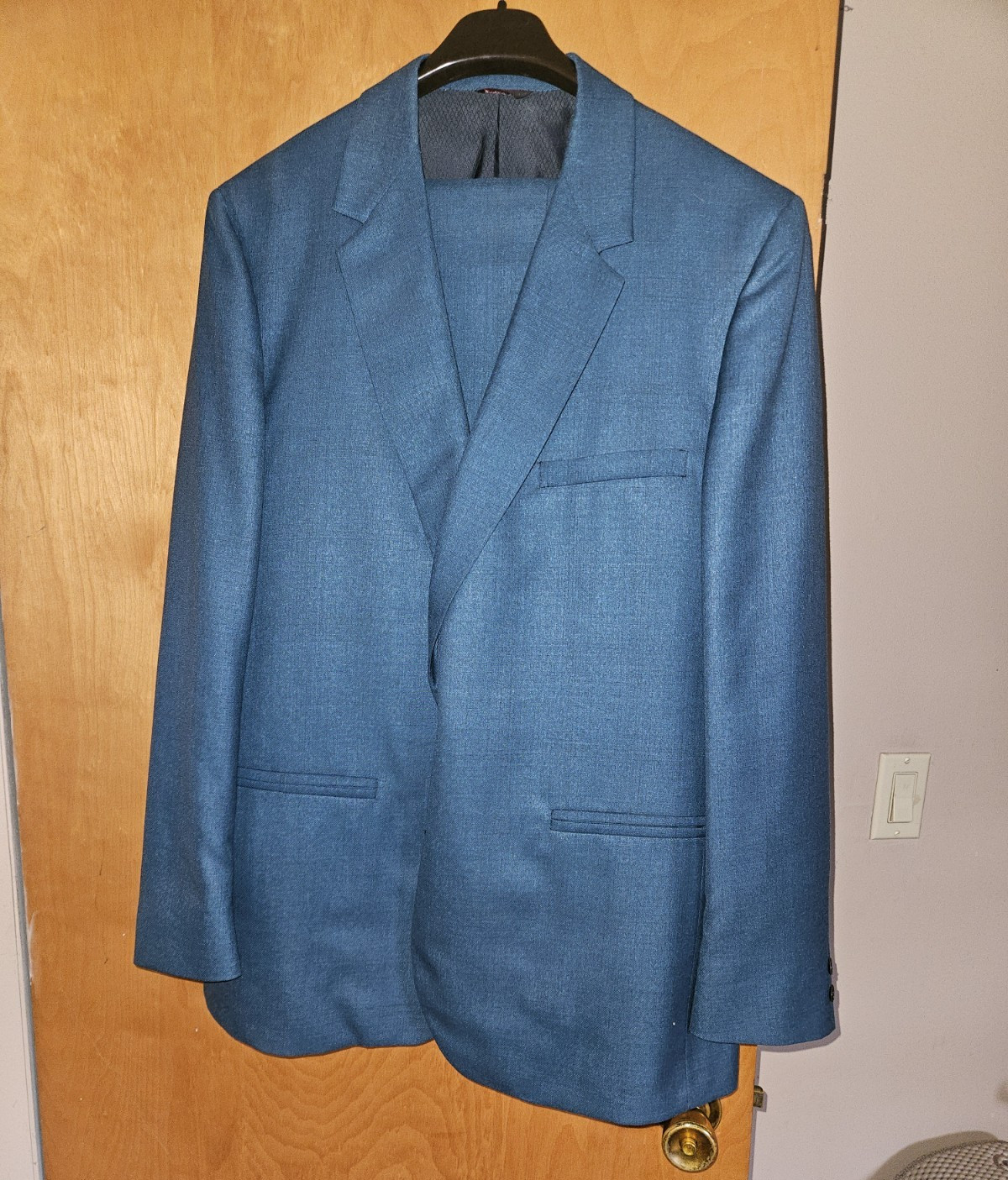 Vintage Towncraft Plus Men’s Blue Solid 2-Piece Suit Notch Lapel Size 46 Long