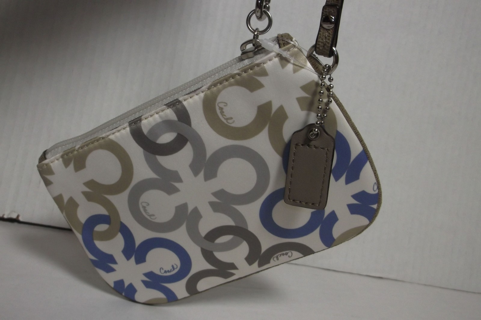 COACH F48898 MULTI COLOR CLOVER PRINT SMALL WRISTLET NEW NWT