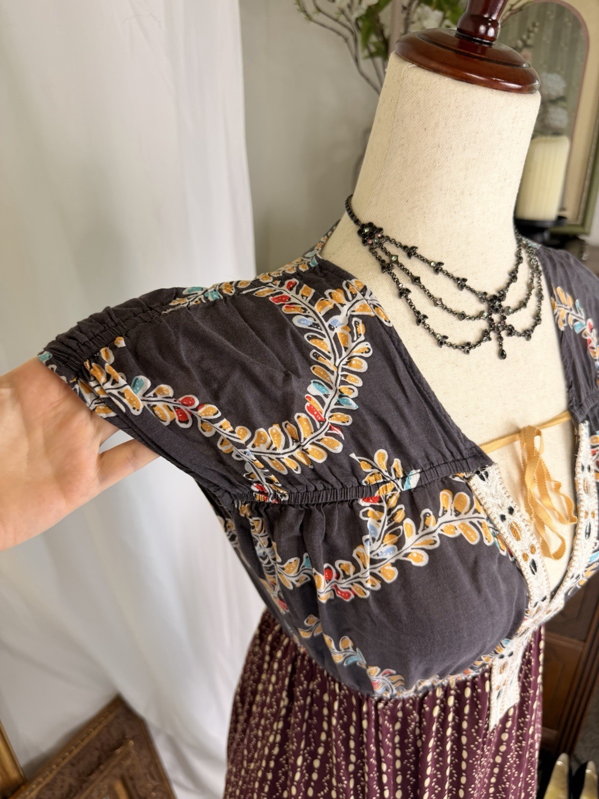Free People Tunic Boho Embroidered Top in Charcoal & Burgundy Summer Y2K Chic