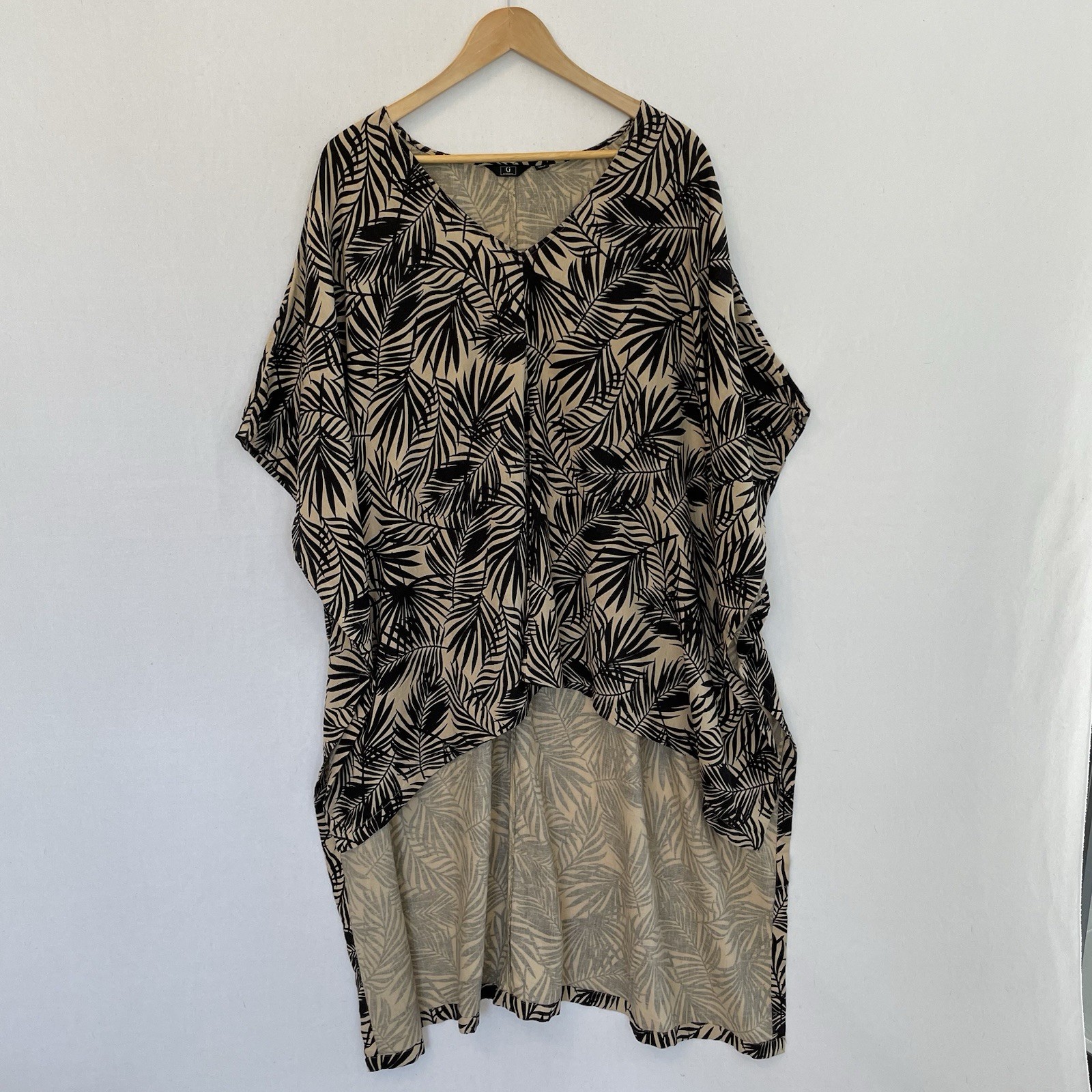 G BY GIULIANA Women’s XL/1X Hi Low Drama Tropical Palms Linen Blend Tunic Top