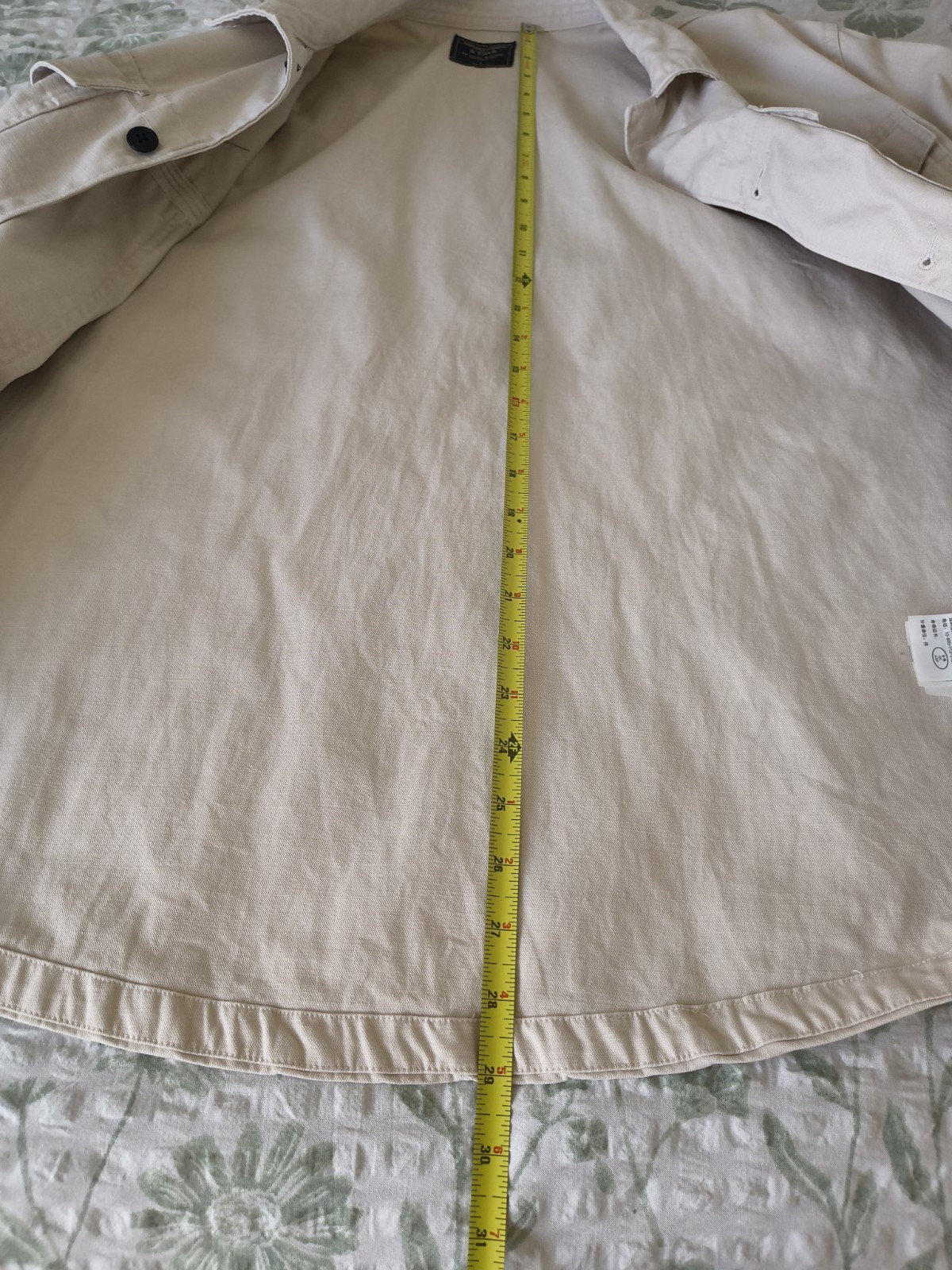 ✨ ABERCROMBIE & FITCH ✨ 🤍 Classic Beige Utility Jacket 🖤 Button Front Closure