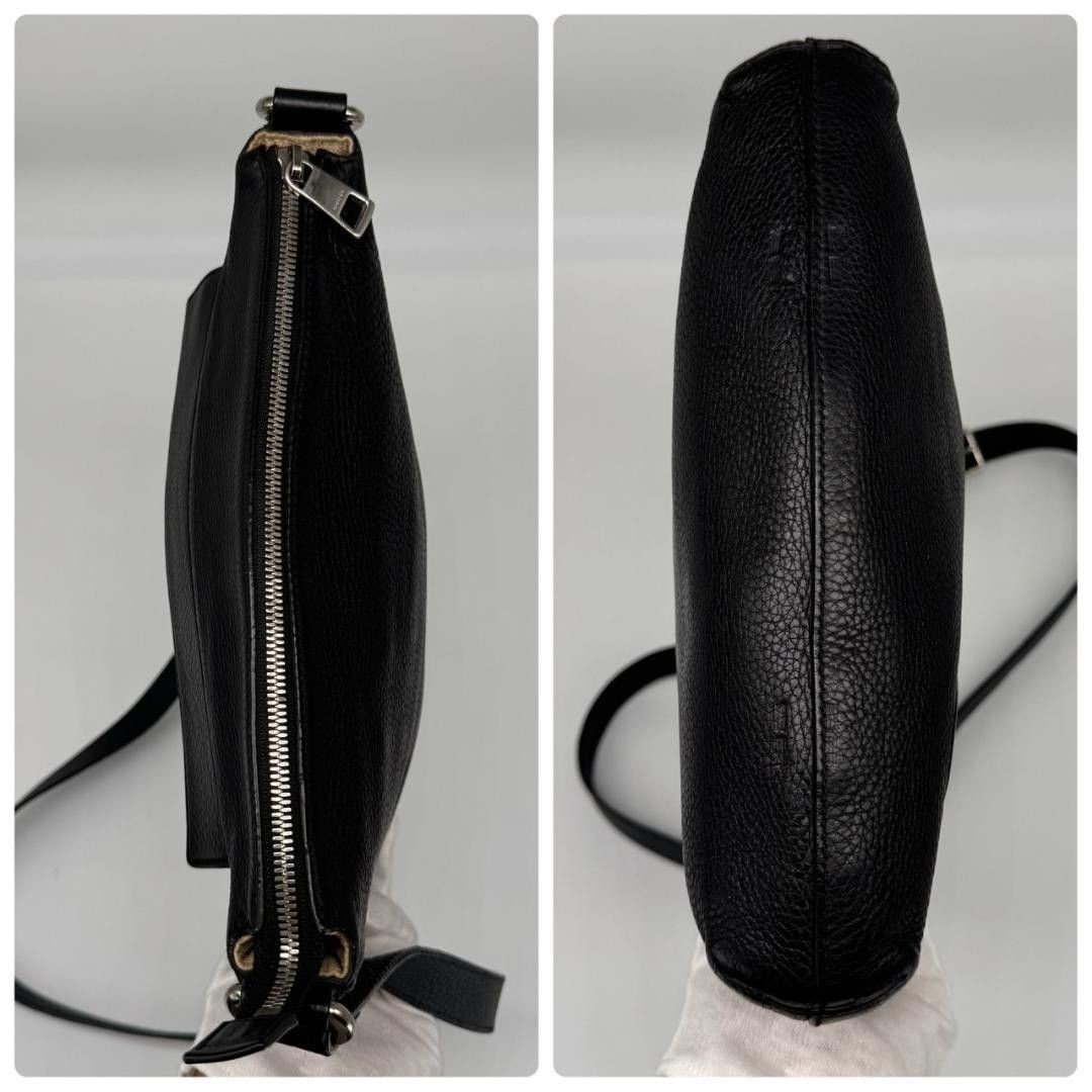 GUCCI Interlocking G Shoulder Bag Black Leather Handbag 26cm x 27cm x 5cm Strap