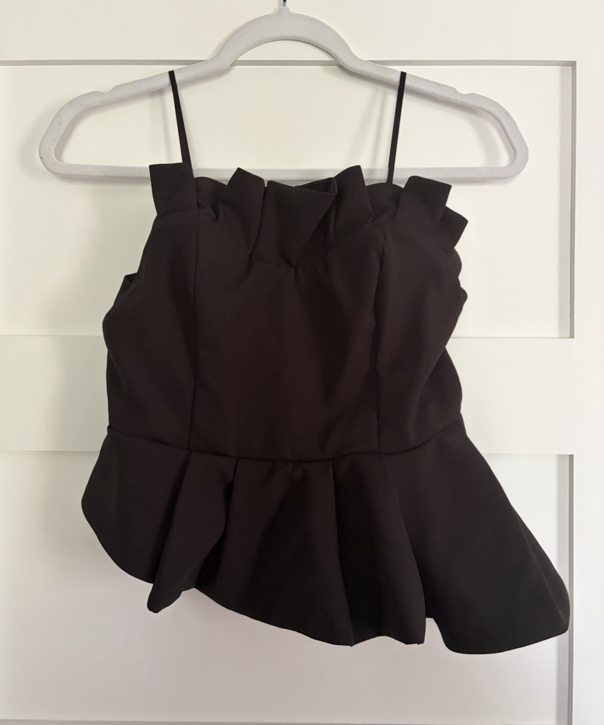 Anna Grace Black Solid Ruffle Square Neck Spaghetti Strap Peplum Cami S