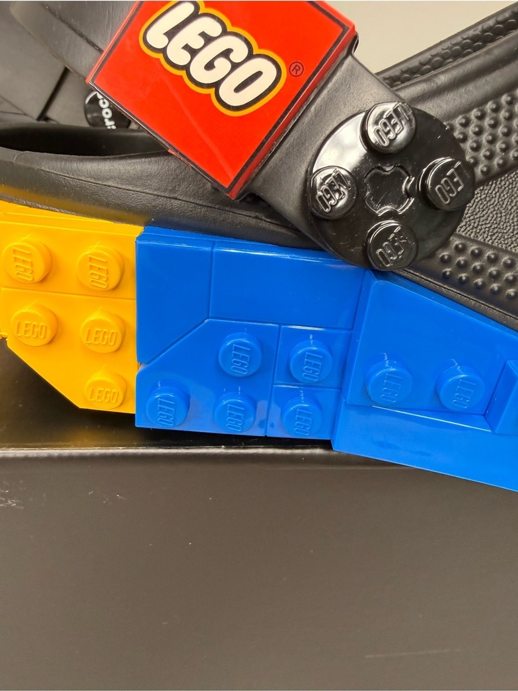 LEGO x Crocs Classic Clog Black Multi Platform NWT M7/W9 SOLD OUT RARE Lego Croc