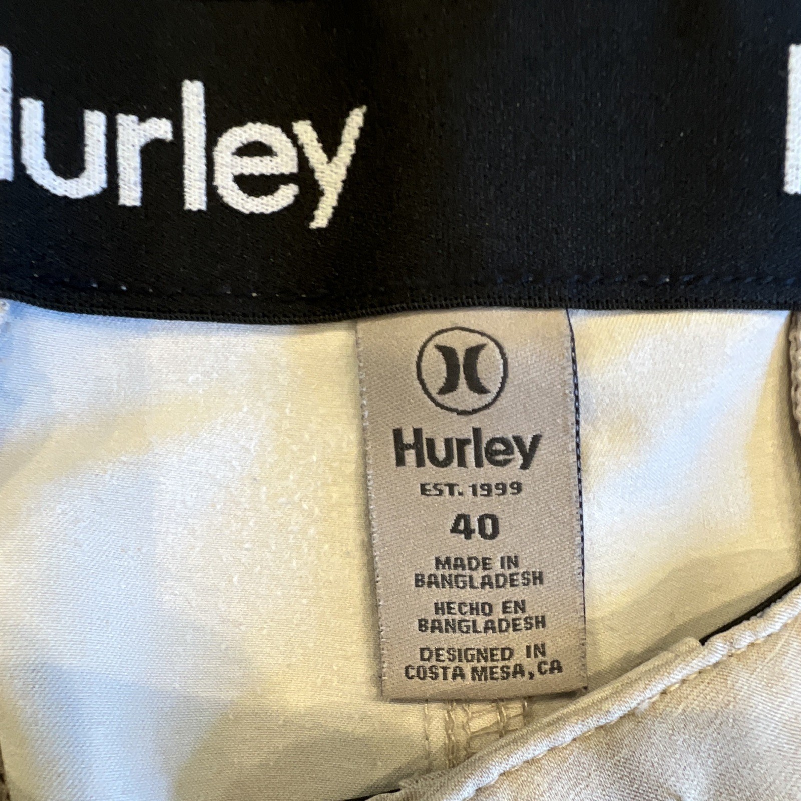 Lot of 3 Hurley Men’s Shorts -size 40 – Beige, dark gray, blue
