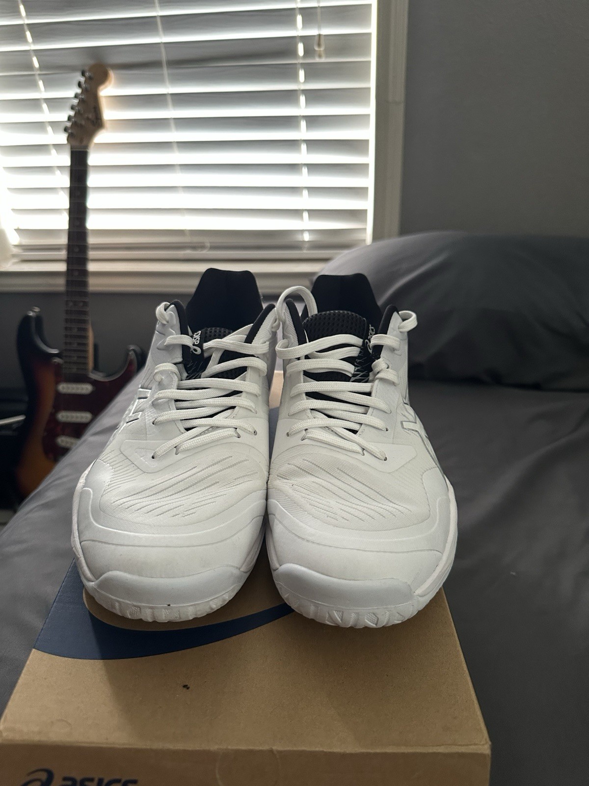 ASICS Sky Elite FF 3 Men’s White/Black Low Top Lace-Up Athletic Volleyball Shoes